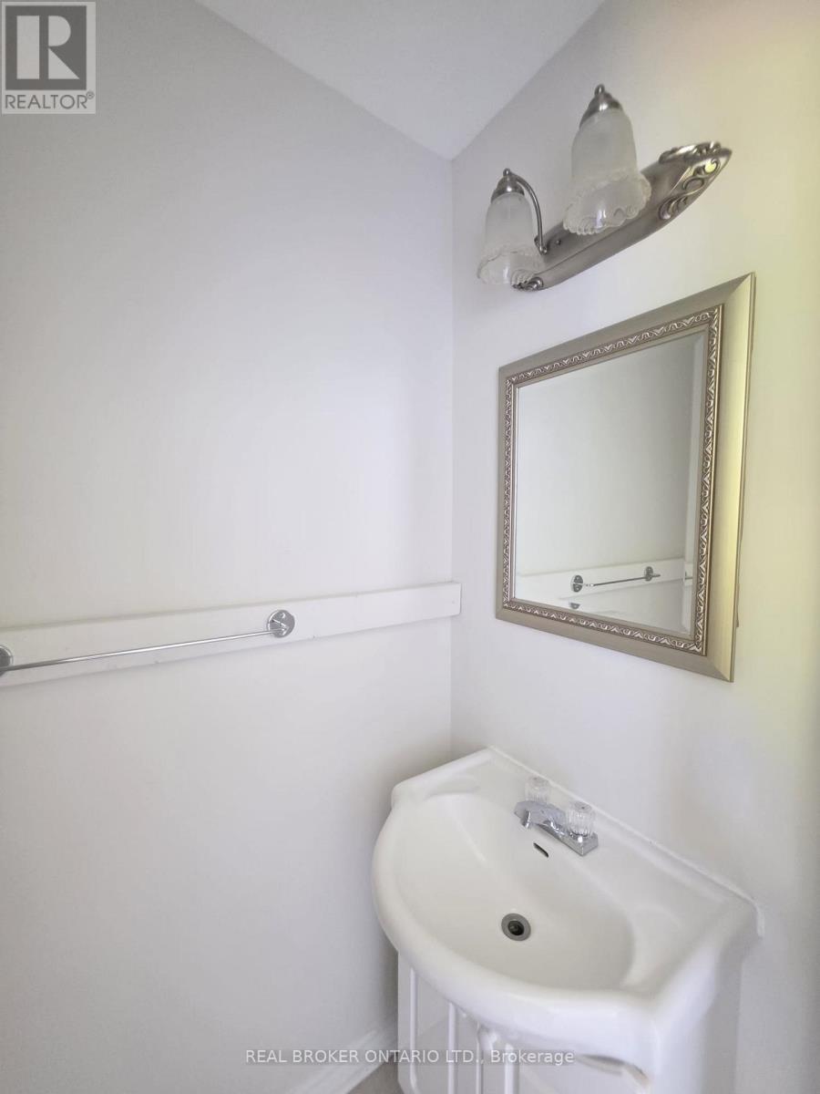12 - 275 Blake Street, Barrie, Ontario  L4M 1K7 - Photo 9 - S13689428