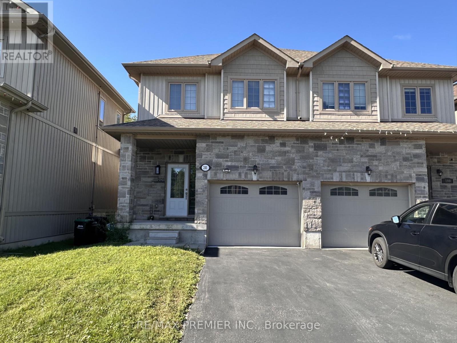201 ALVA STREET, barrie (ardagh), Ontario