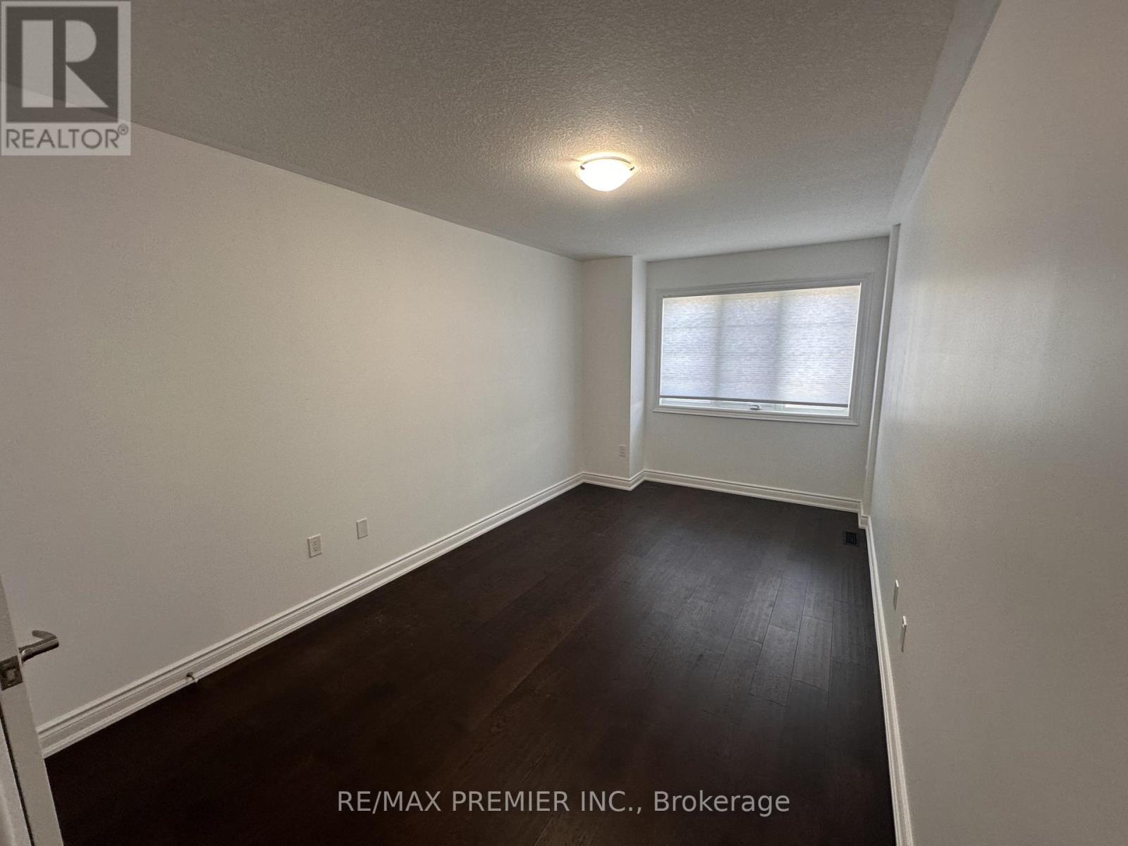 201 Alva Street, Barrie (Ardagh), Ontario  L4N 3V3 - Photo 11 - S13689464