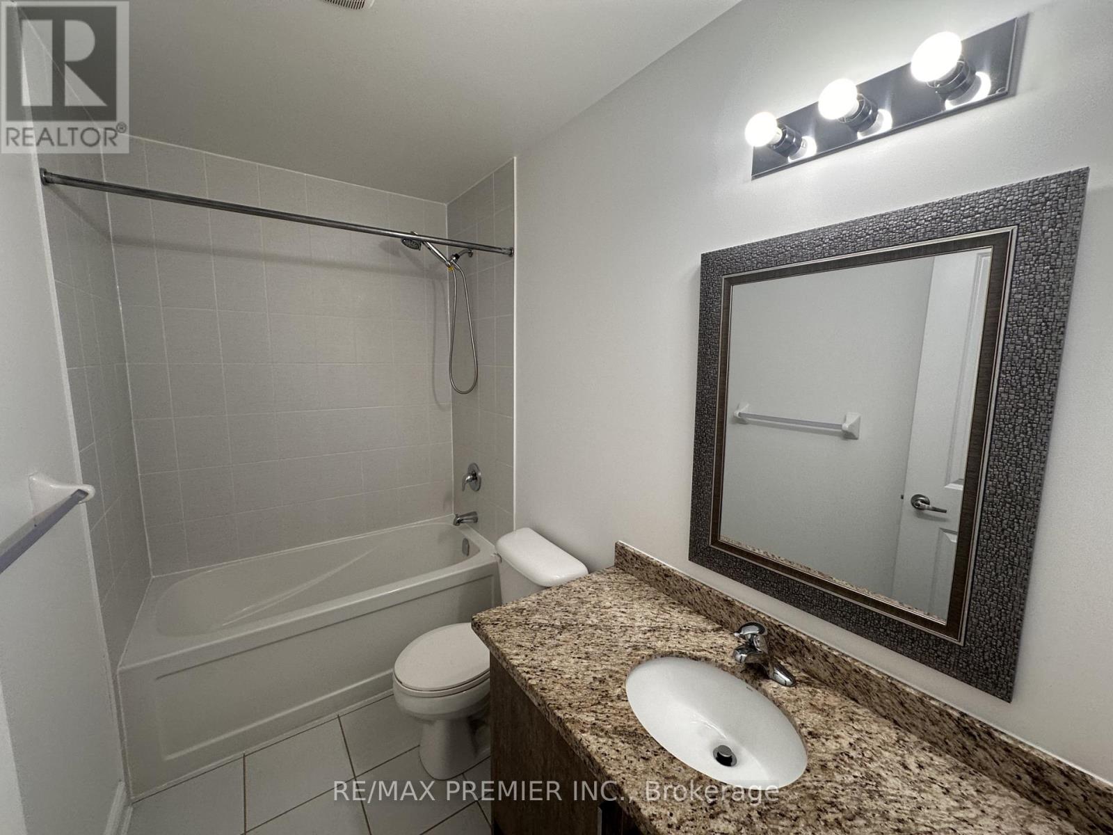 201 Alva Street, Barrie (Ardagh), Ontario  L4N 3V3 - Photo 12 - S13689464