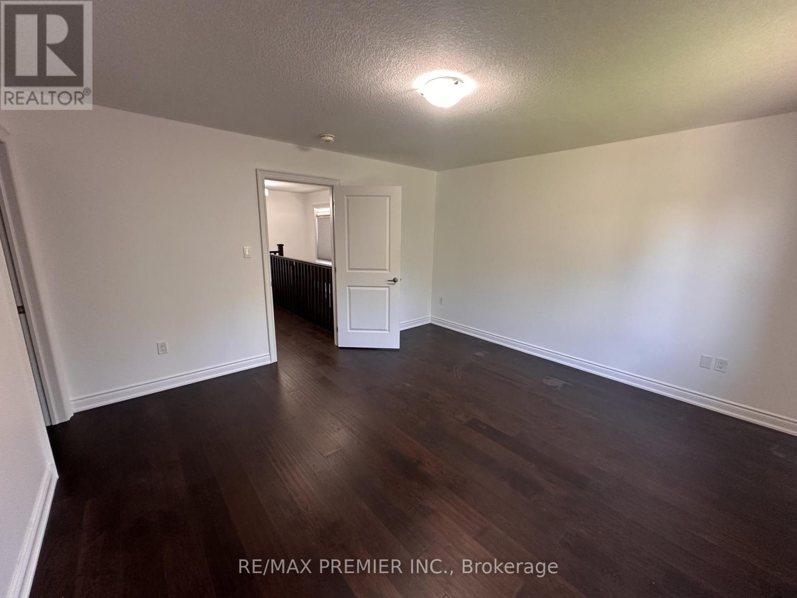 201 Alva Street, Barrie (Ardagh), Ontario  L4N 3V3 - Photo 17 - S13689464