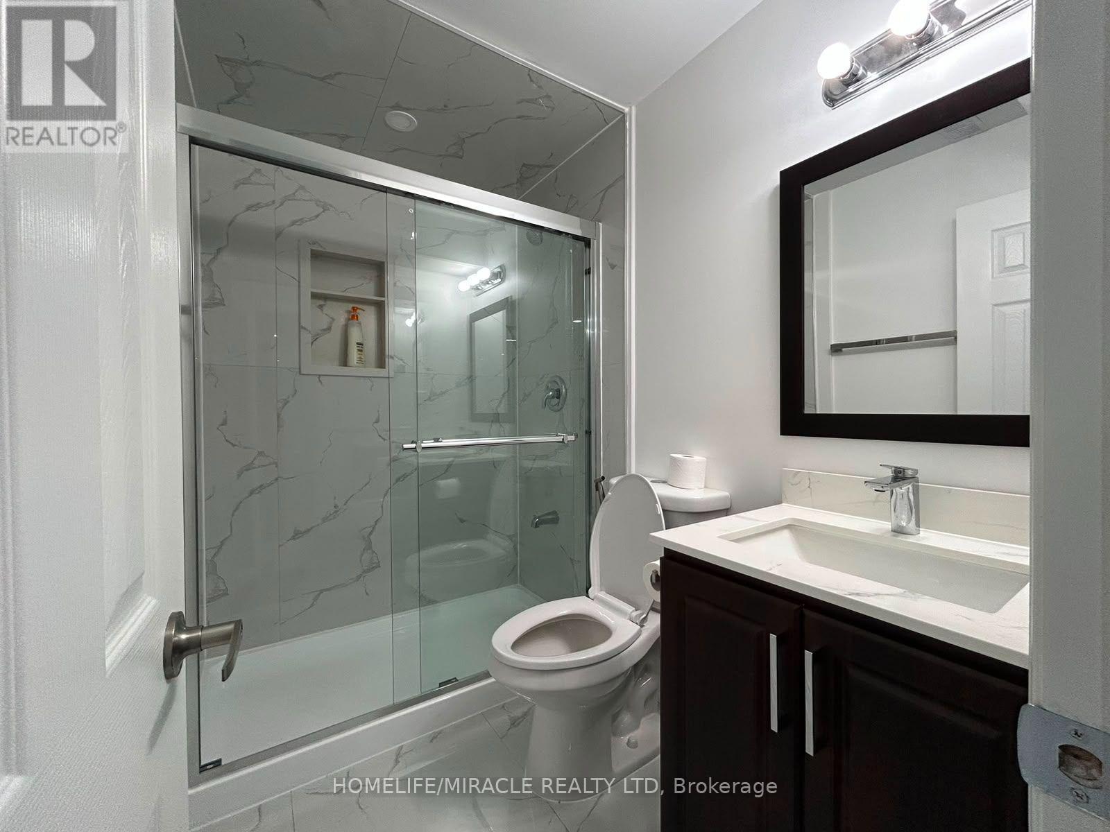 28 Meadowglen Boulevard, Halton Hills, Ontario L7G 0B7 - Photo 6 - W13557680