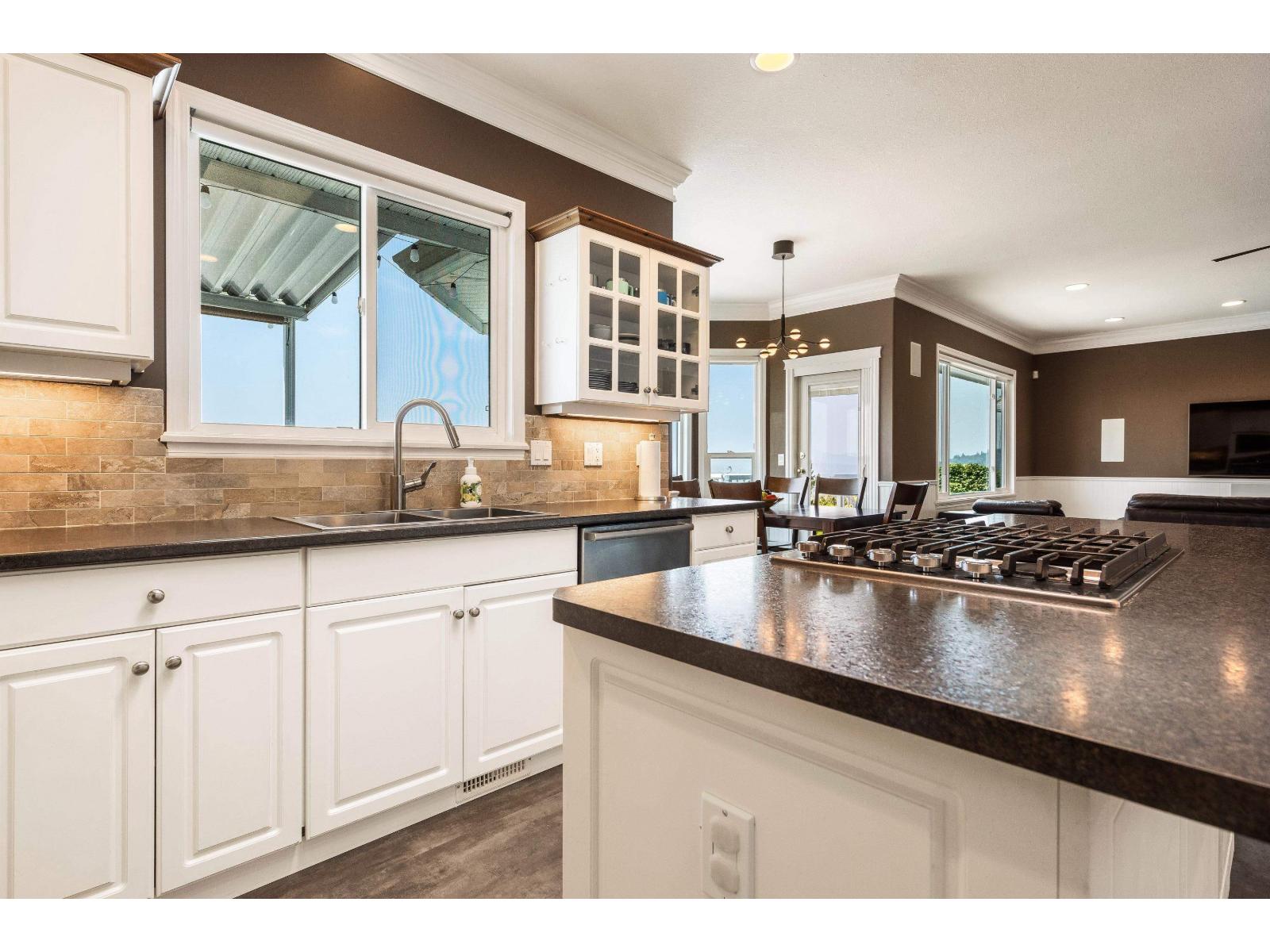 35705 Hawksview Place, Abbotsford, British Columbia  V3G 2Y1 - Photo 14 - R3156873