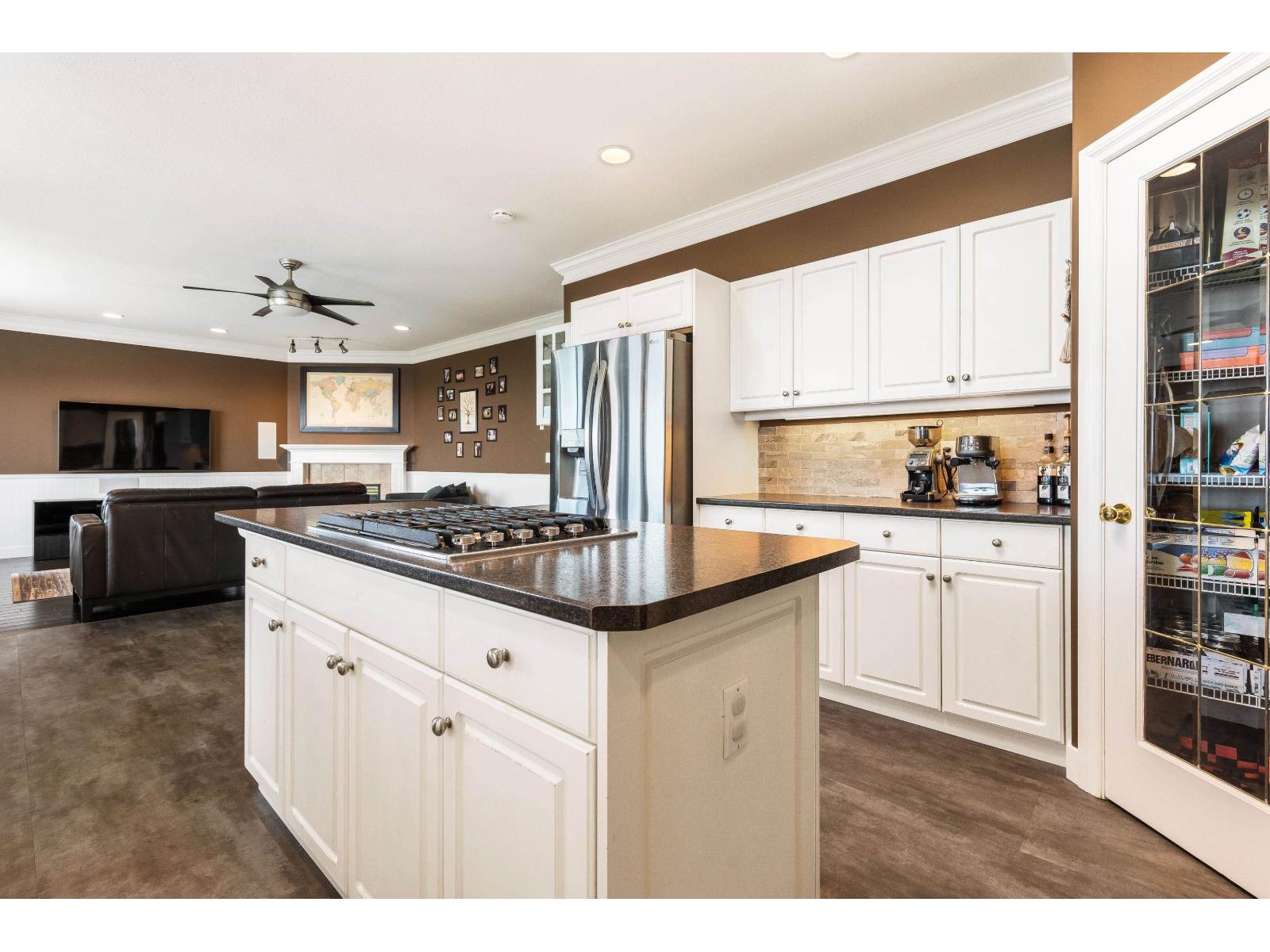 35705 Hawksview Place, Abbotsford, British Columbia  V3G 2Y1 - Photo 15 - R3156873