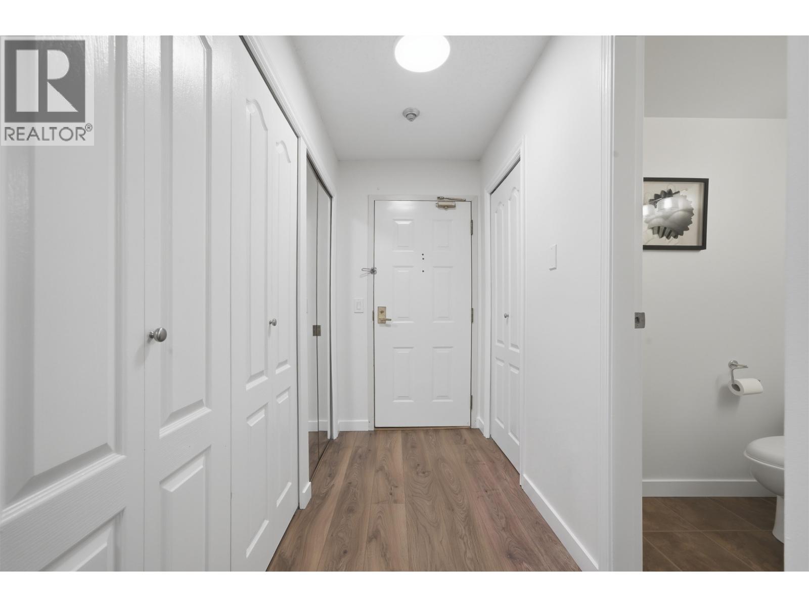 114 7580 Minoru Boulevard, Richmond, British Columbia  V6Y 1Z5 - Photo 2 - R3156781
