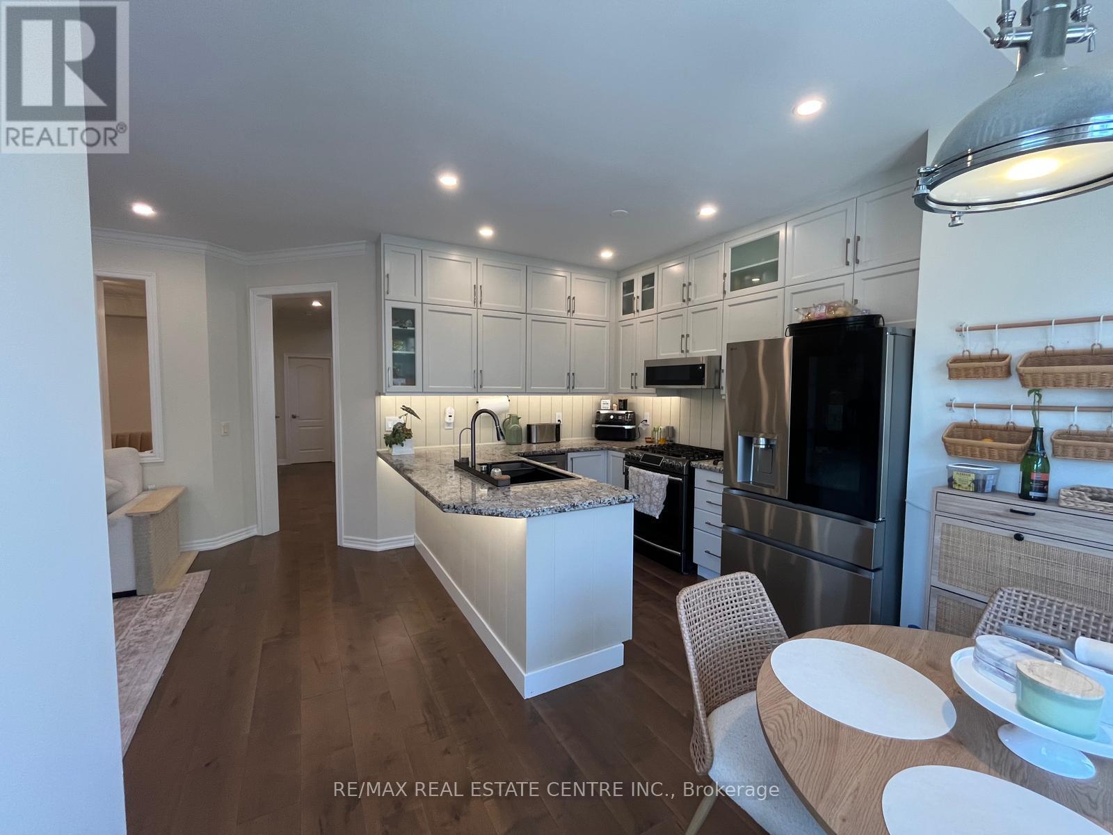 3570 Fountain Park Avenue, Mississauga, Ontario  L5M 7G1 - Photo 20 - W13689424
