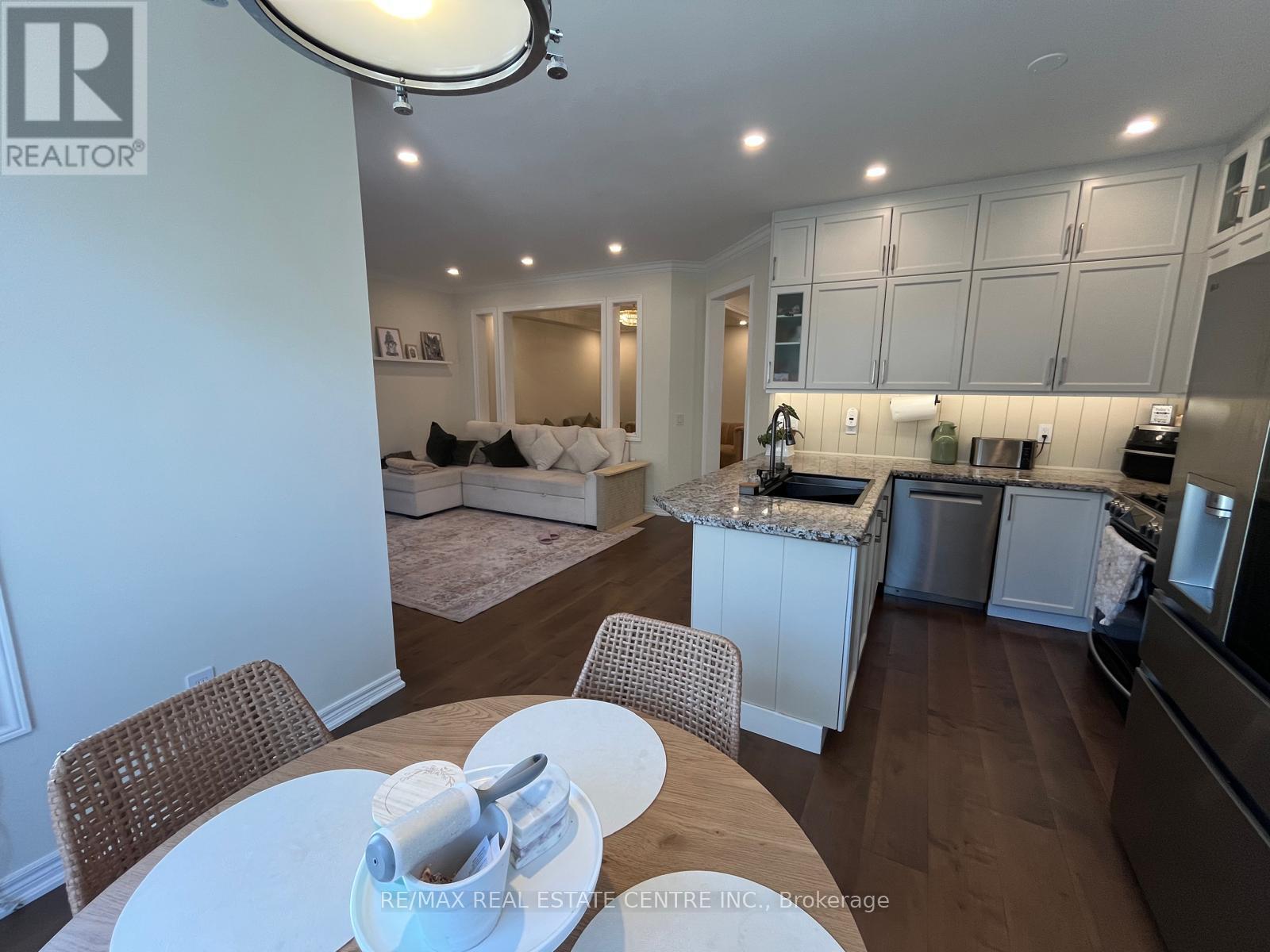 3570 Fountain Park Avenue, Mississauga, Ontario  L5M 7G1 - Photo 22 - W13689424