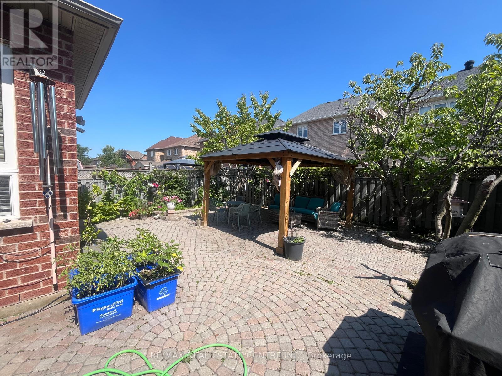 3570 Fountain Park Avenue, Mississauga, Ontario  L5M 7G1 - Photo 40 - W13689424
