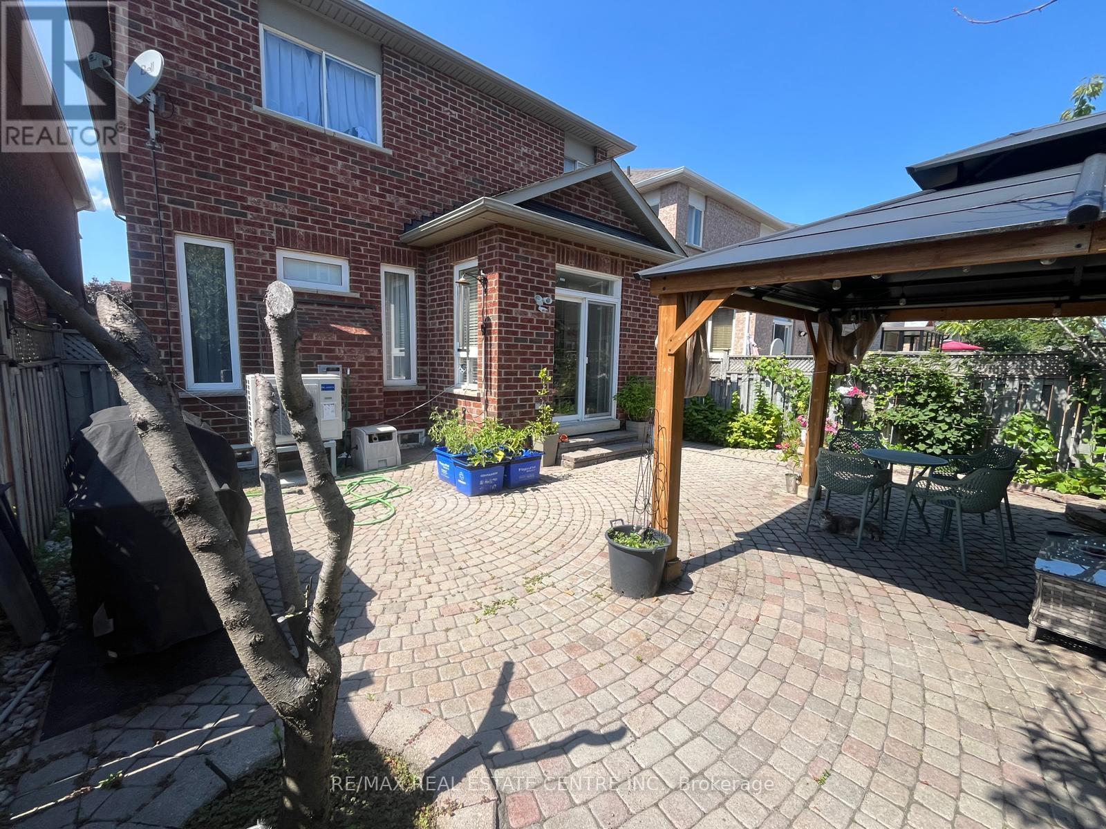 3570 Fountain Park Avenue, Mississauga, Ontario  L5M 7G1 - Photo 41 - W13689424