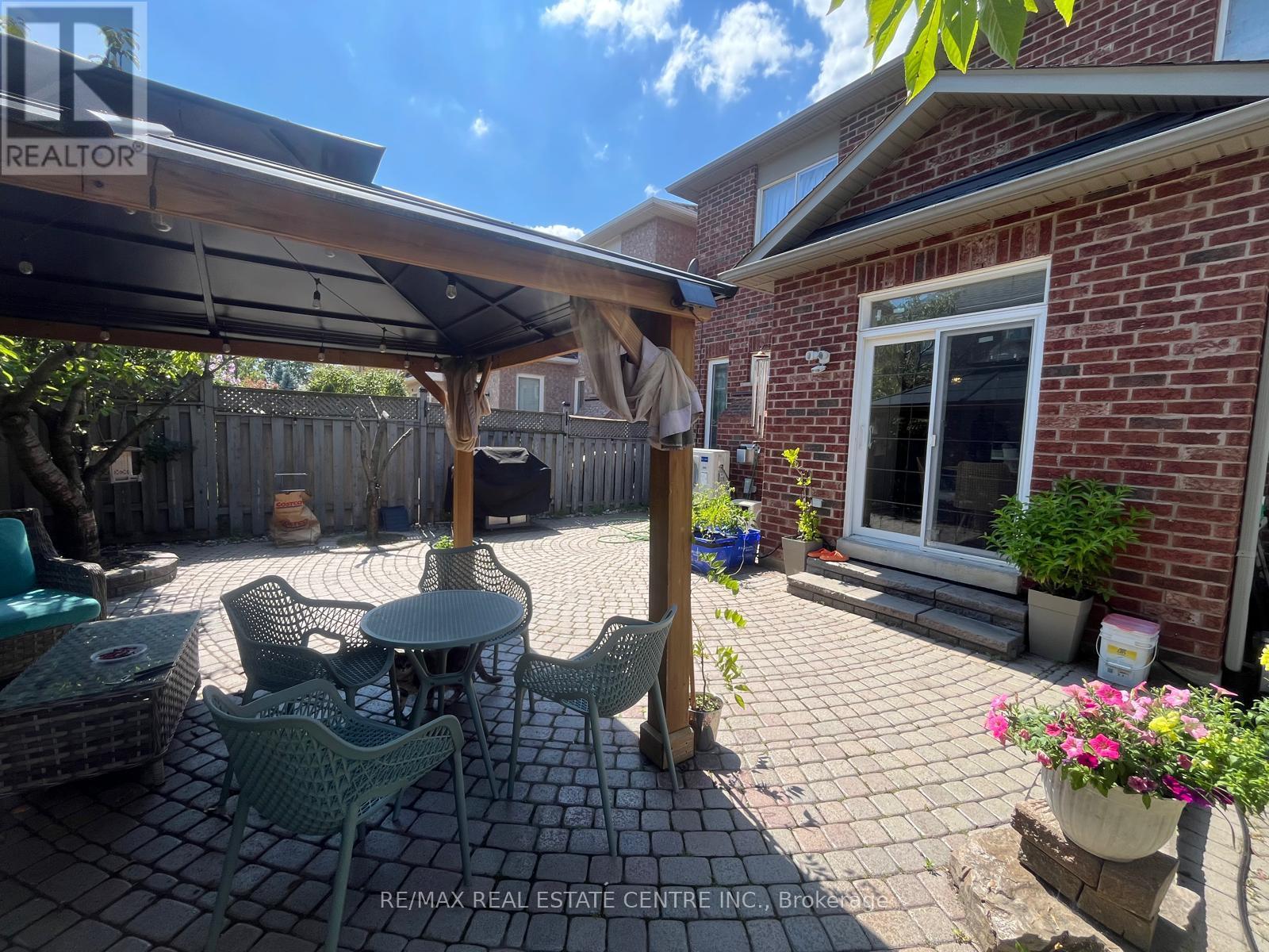 3570 Fountain Park Avenue, Mississauga, Ontario  L5M 7G1 - Photo 42 - W13689424