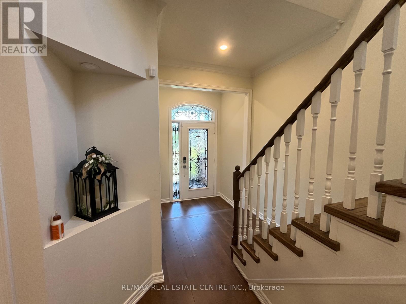 3570 Fountain Park Avenue, Mississauga, Ontario  L5M 7G1 - Photo 6 - W13689424