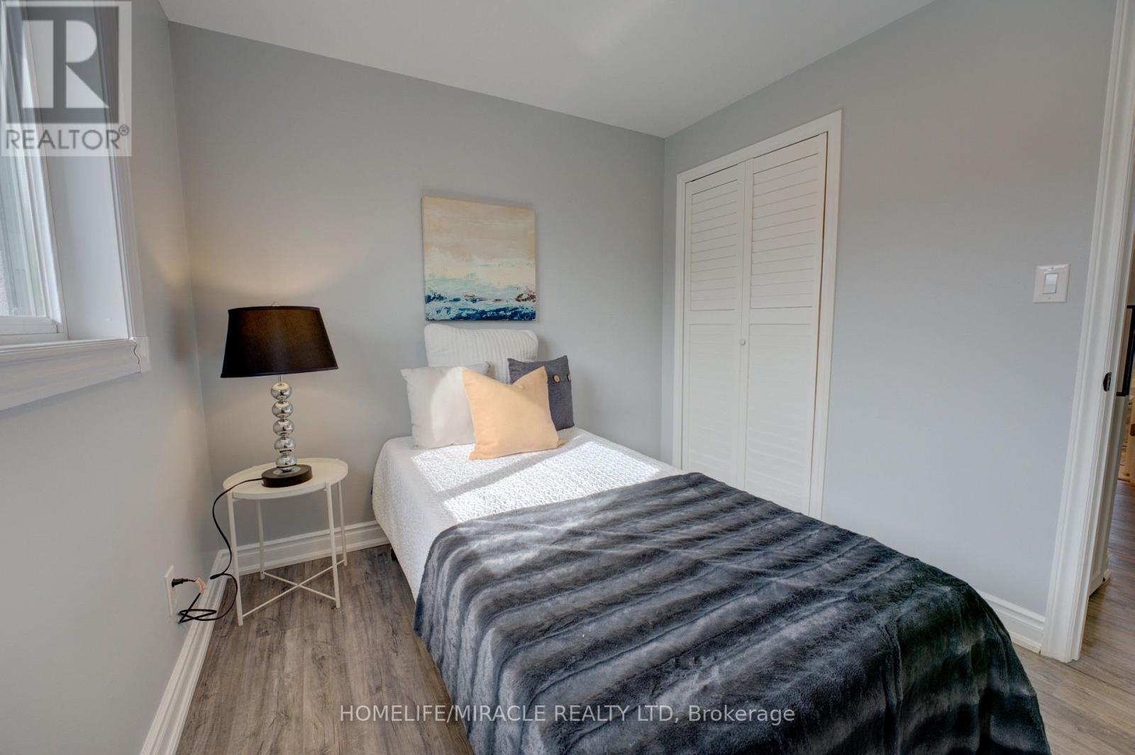 85 Silverstone Drive, Toronto, Ontario  M9V 3G4 - Photo 22 - W13689426