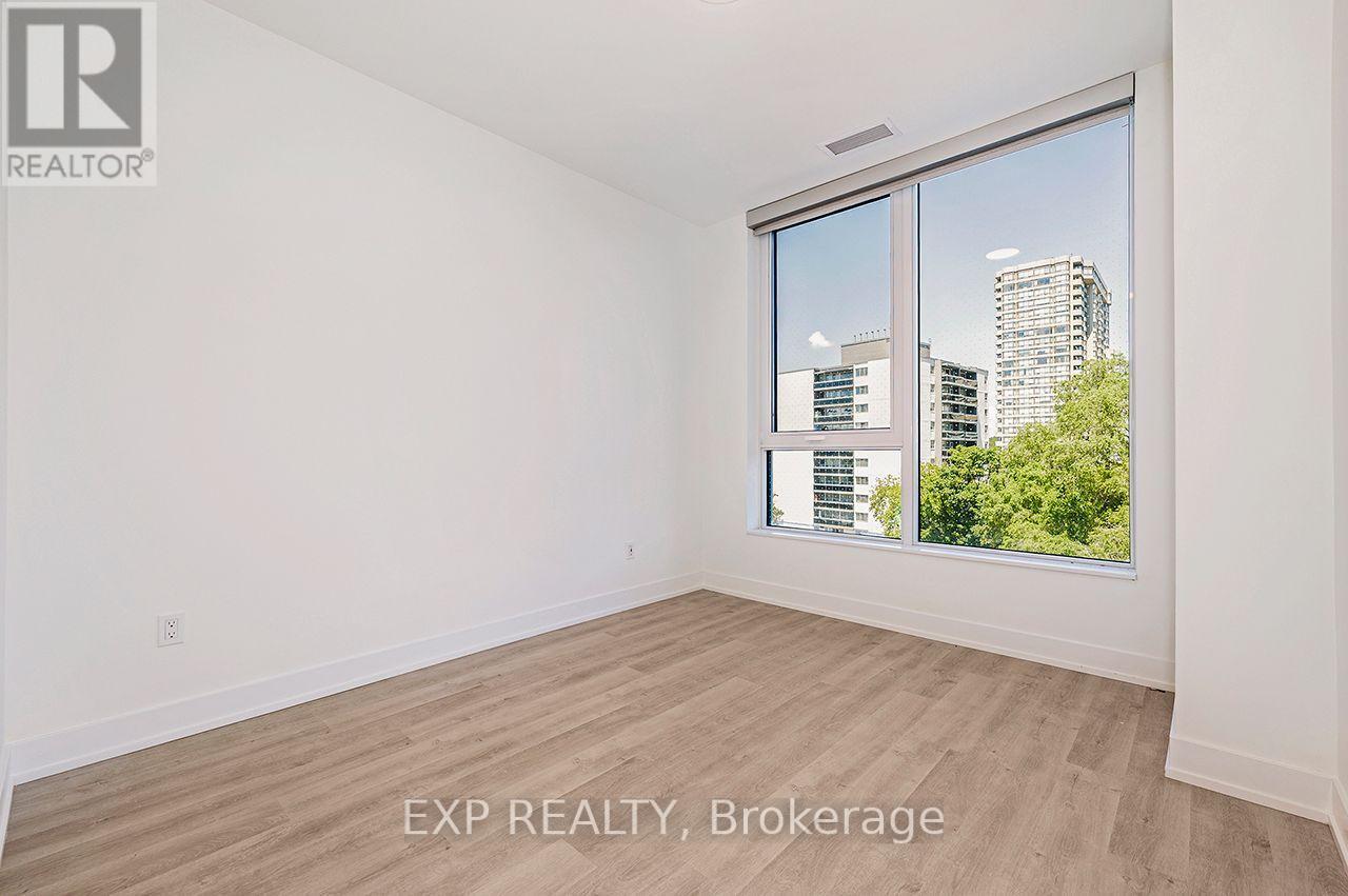 25 Cordova Avenue, Toronto, Ontario  M9A 0E5 - Photo 13 - W13689454