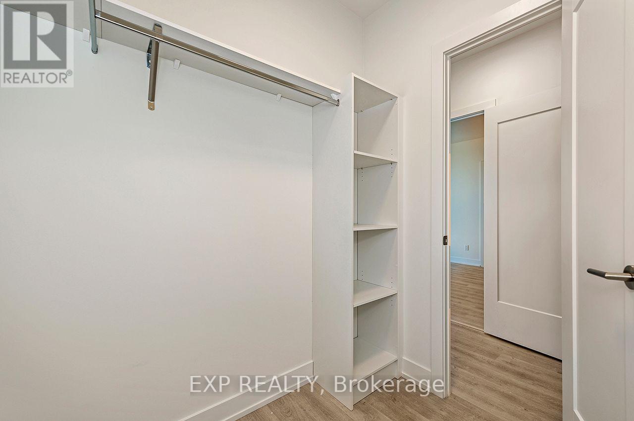 25 Cordova Avenue, Toronto, Ontario  M9A 0E5 - Photo 17 - W13689454