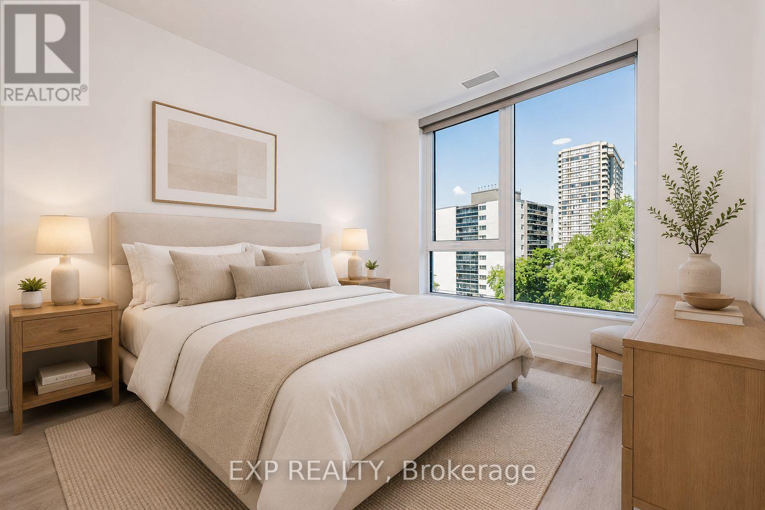 25 Cordova Avenue, Toronto, Ontario  M9A 0E5 - Photo 2 - W13689454