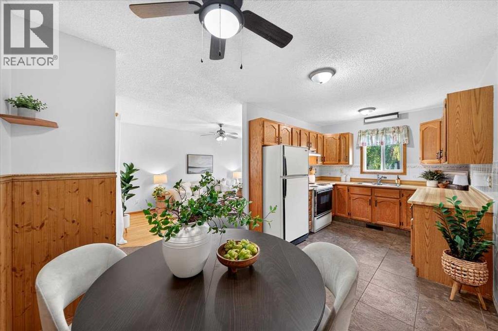 1837 Meadowbrook Drive SE, Airdrie, Alberta T4A 1V5 - Photo 16 - A2336263