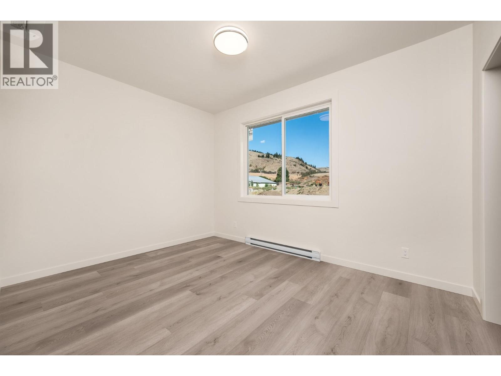 4311 Painted Turtle Drive, Vernon, British Columbia  V1H 1A2 - Photo 16 - 10398062
