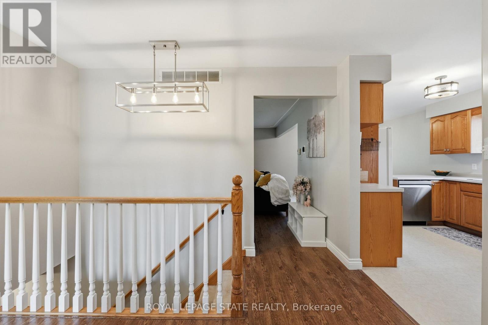 33 King Street, East Zorra-Tavistock, Ontario  N0B 2R0 - Photo 14 - X13689366