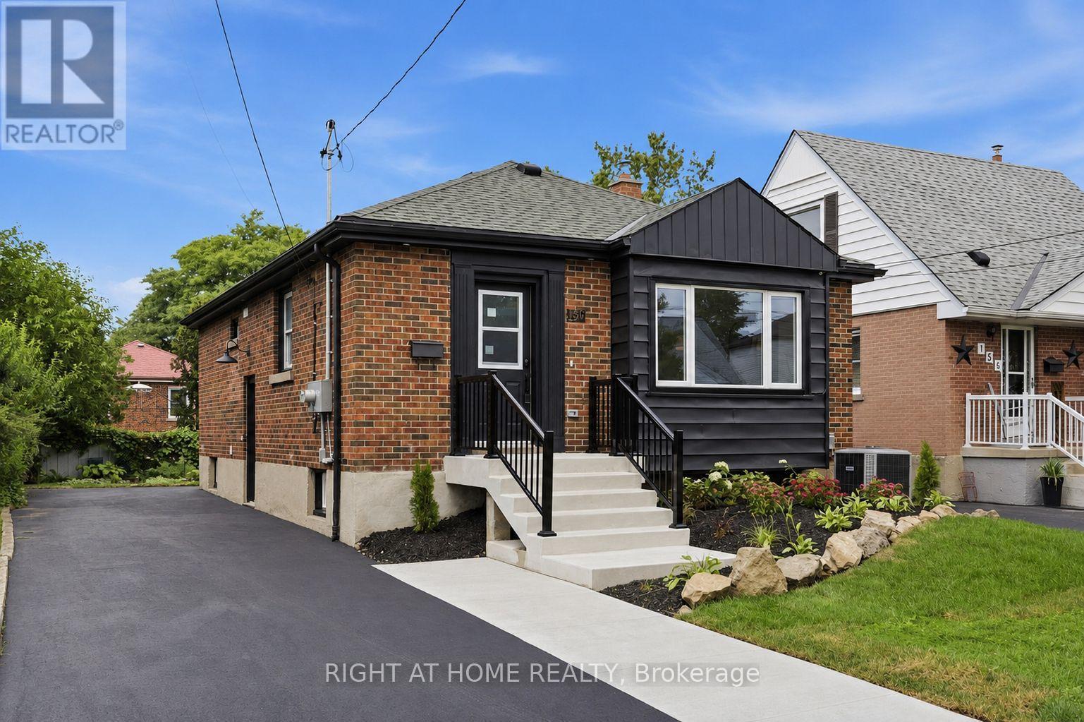 156 E 36TH STREET, Hamilton, Ontario
