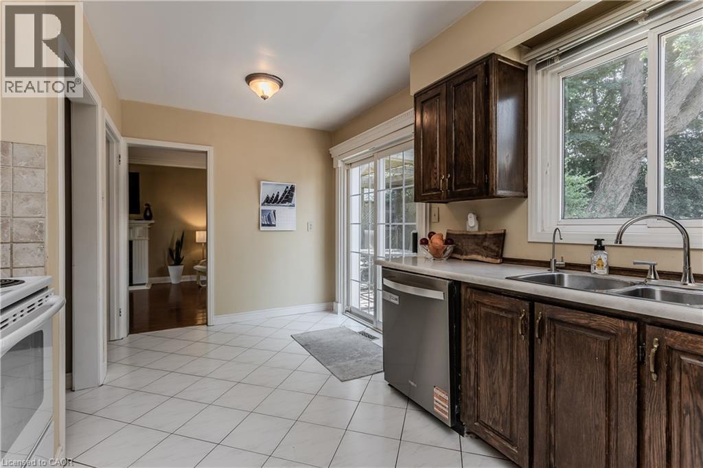 274 Belvenia Road, Burlington, Ontario  L7L 2G4 - Photo 14 - 40856609