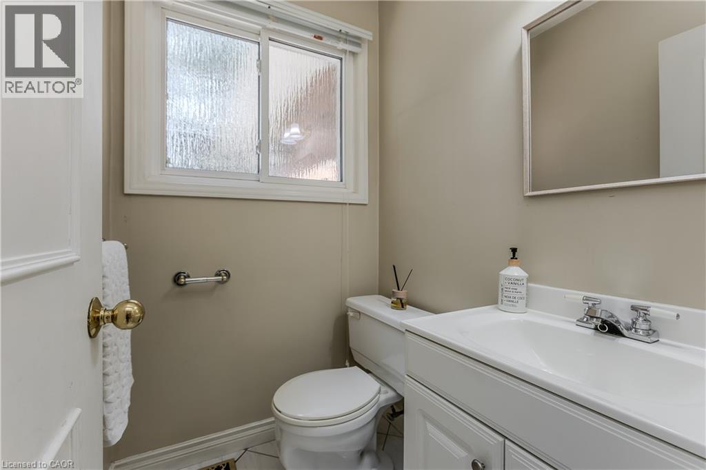 274 Belvenia Road, Burlington, Ontario  L7L 2G4 - Photo 16 - 40856609