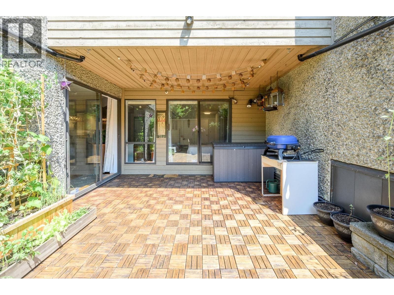 104 1500 Pendrell Street, Vancouver, British Columbia  V6G 3A5 - Photo 4 - R3147794