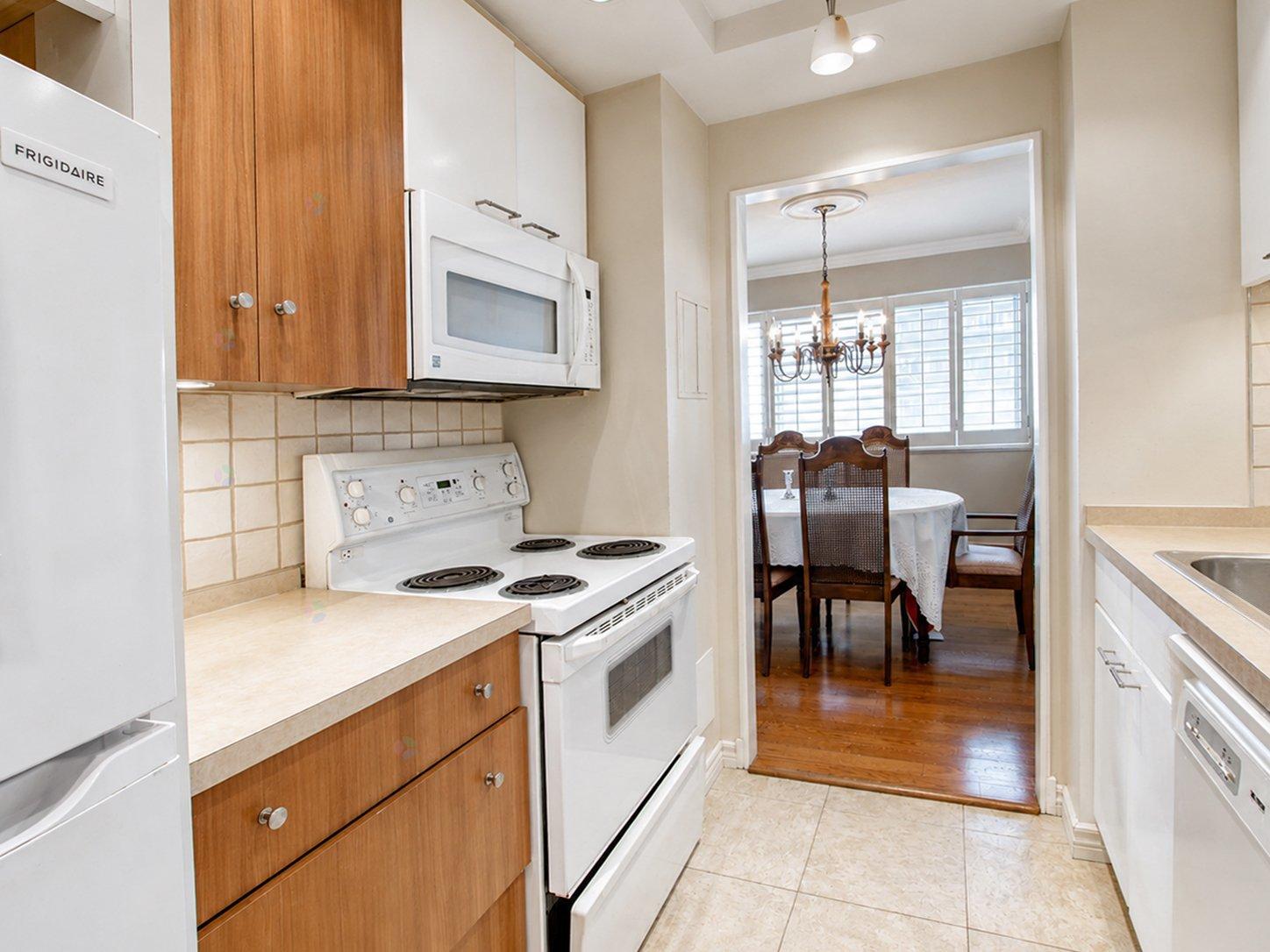 5720 Boul. Cavendish|#1109 Côte-Saint-Luc Quebec Canada H4W1S9 5