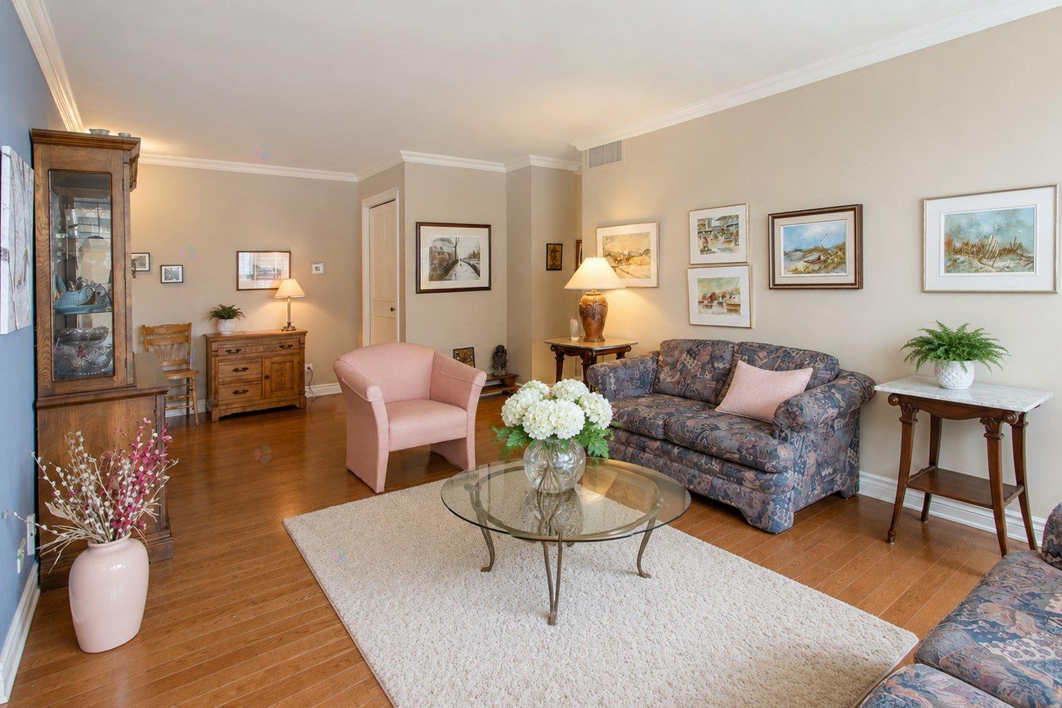 5720 Boul. Cavendish|#1109 Côte-Saint-Luc Quebec Canada H4W1S9 3