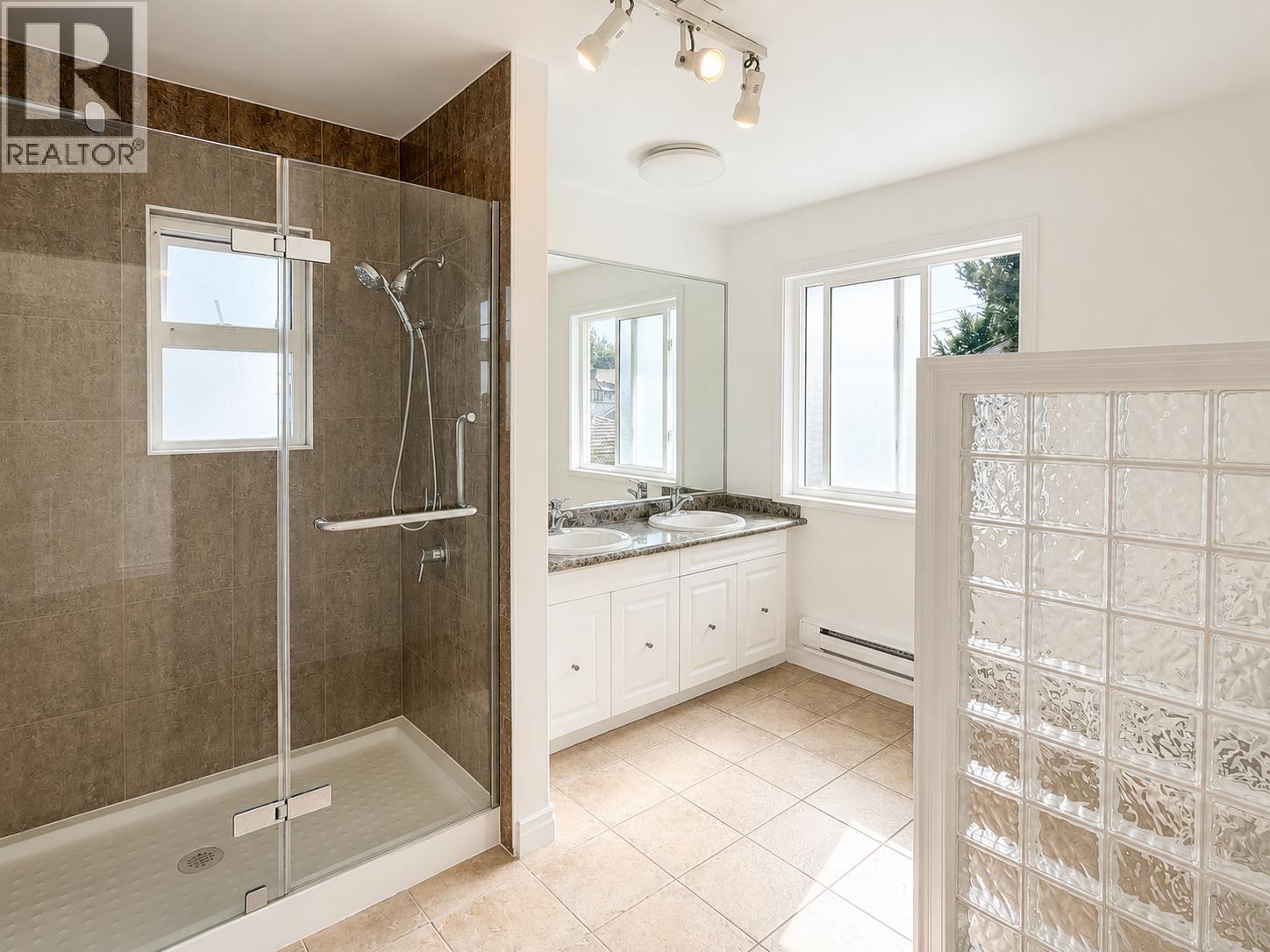 5809 Selkirk Street, Vancouver, British Columbia  V6M 2Y5 - Photo 10 - R3156738