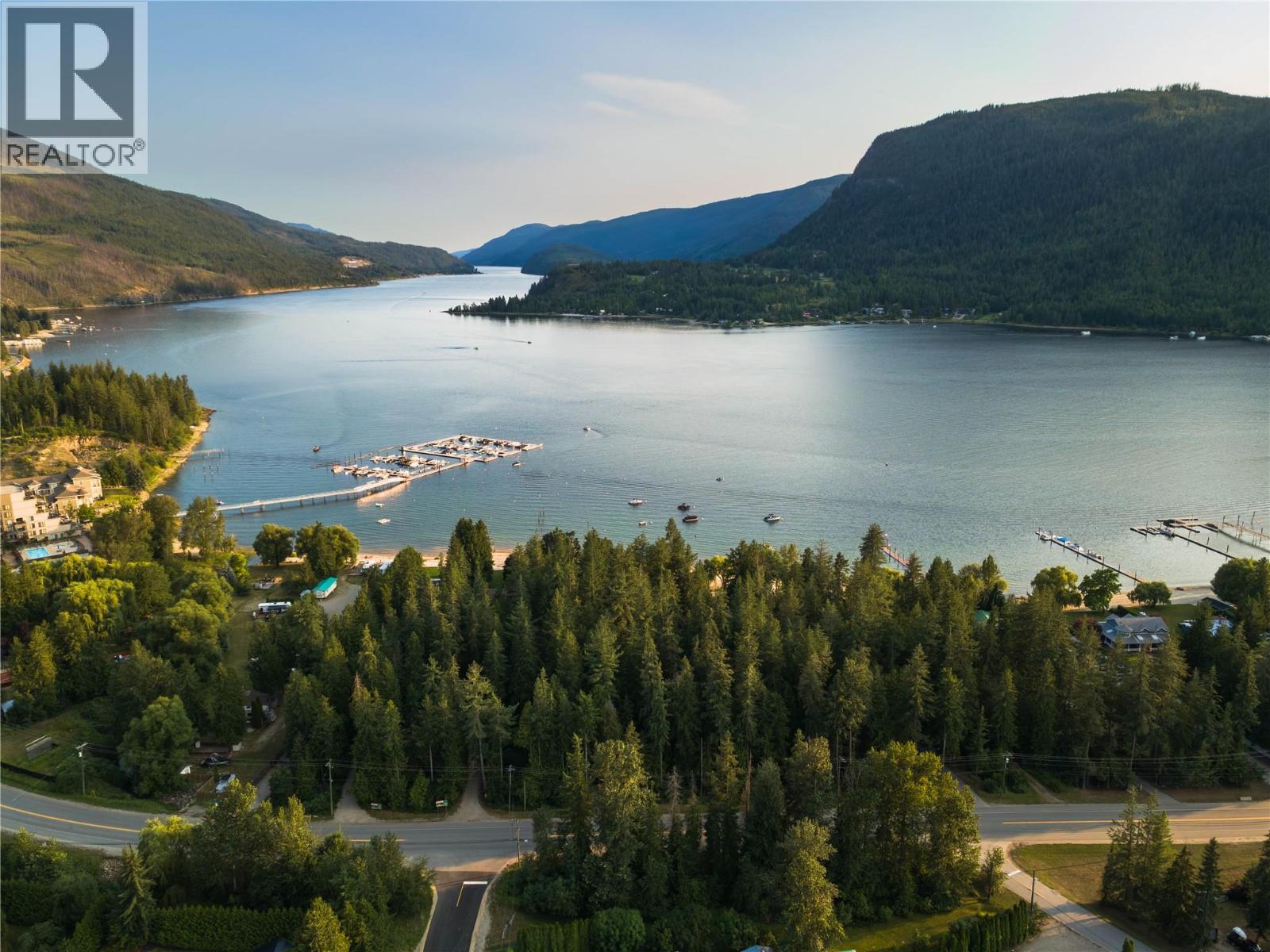 413 97a Highway, Sicamous, British Columbia  V0E 2V1 - Photo 8 - 10398054