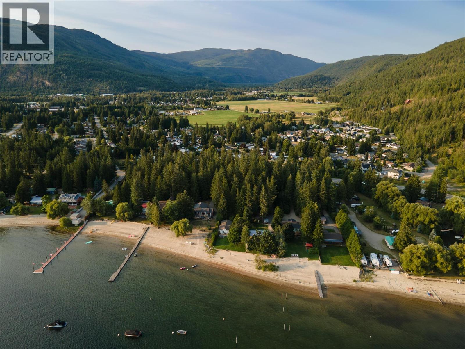 413 97a Highway, Sicamous, British Columbia  V0E 2V1 - Photo 7 - 10398054
