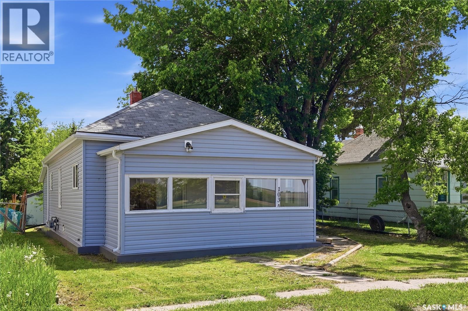 103a Norman Avenue, Aberdeen, Saskatchewan  S0K 0A0 - Photo 1 - SK045981