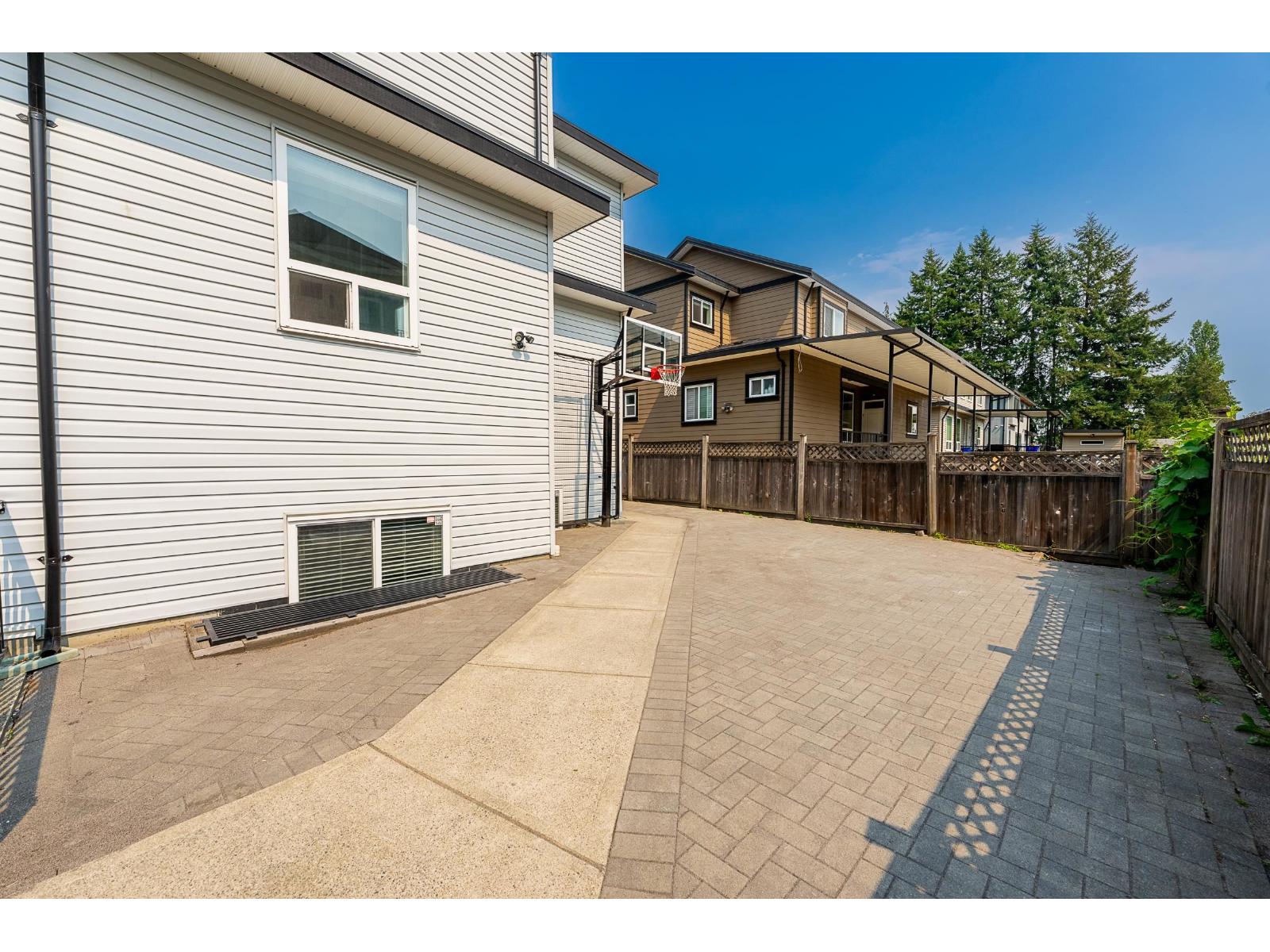 14516 110a Avenue, Surrey, British Columbia  V3R 2B5 - Photo 25 - R3155765