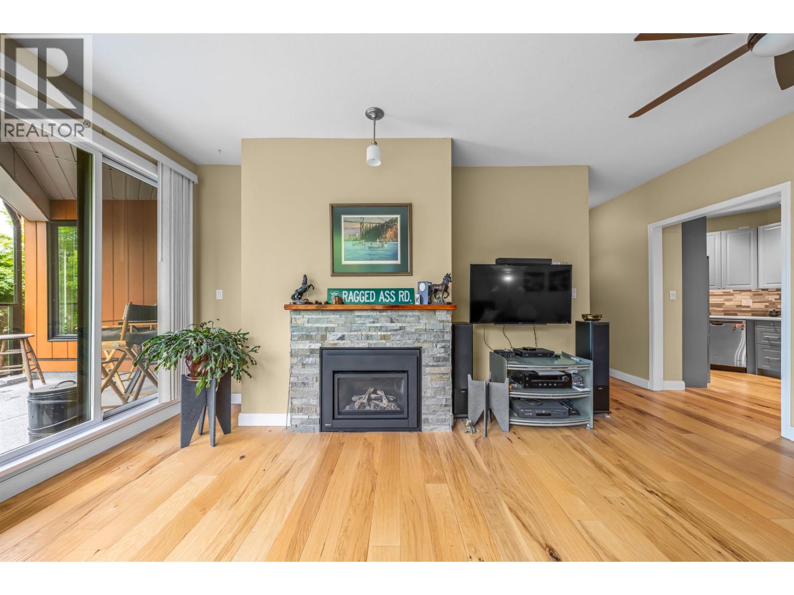204 1150 Quayside Drive, New Westminster, British Columbia  V3M 6E1 - Photo 2 - R3156931