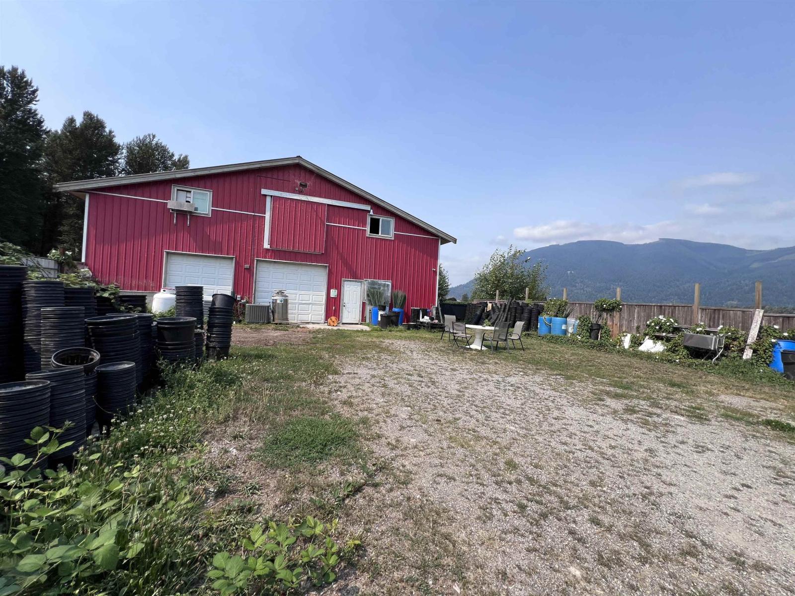 8309 Thompson Road, Mission, British Columbia  V0M 1G0 - Photo 8 - R3155700
