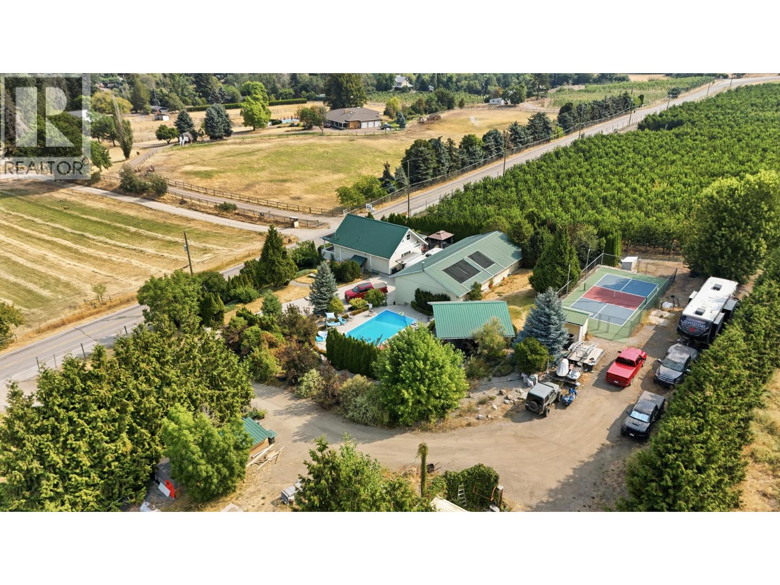 10610 Coldstream Creek Road, Coldstream, British Columbia  V1B 1C9 - Photo 4 - 10397770
