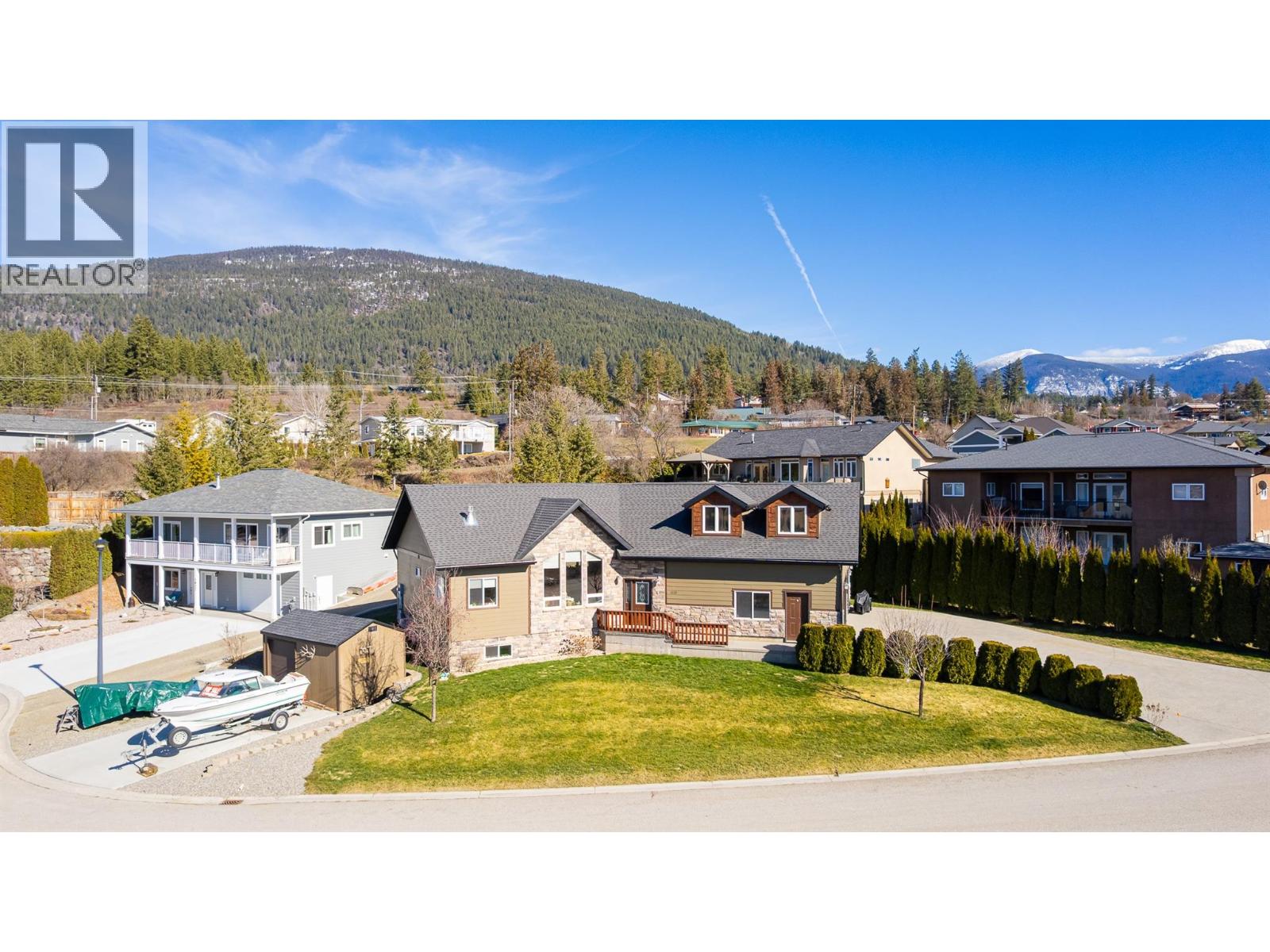 1021 Kootenay Place, Creston, British Columbia  V0B 1G3 - Photo 31 - 10378061