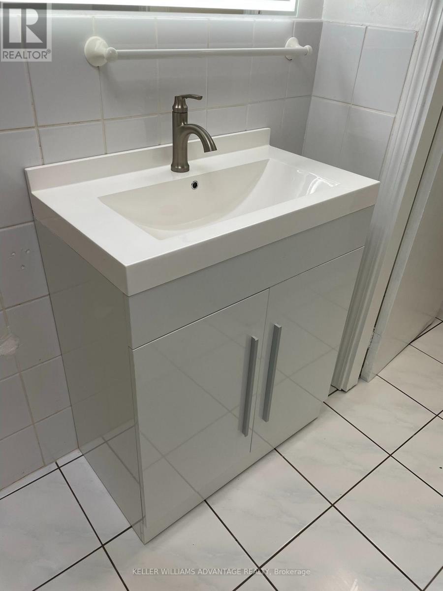 Basement - 347 Walmer Road, Toronto, Ontario  M5R 2Y3 - Photo 21 - C13689484