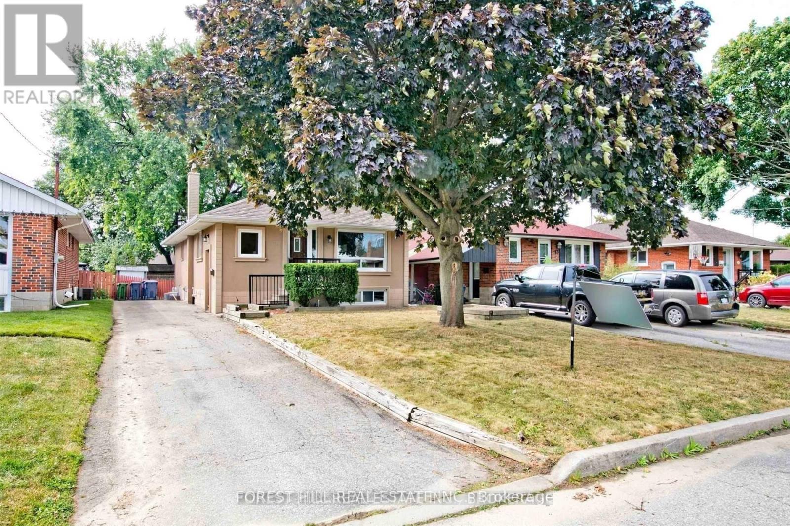 25 Joanna Drive, Toronto, Ontario  M1R 4H9 - Photo 2 - E13689500