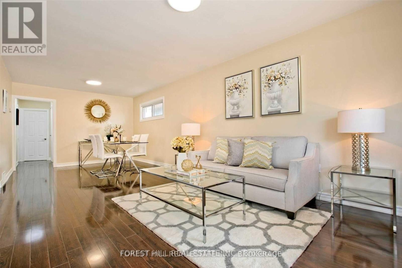 25 Joanna Drive, Toronto, Ontario  M1R 4H9 - Photo 8 - E13689500
