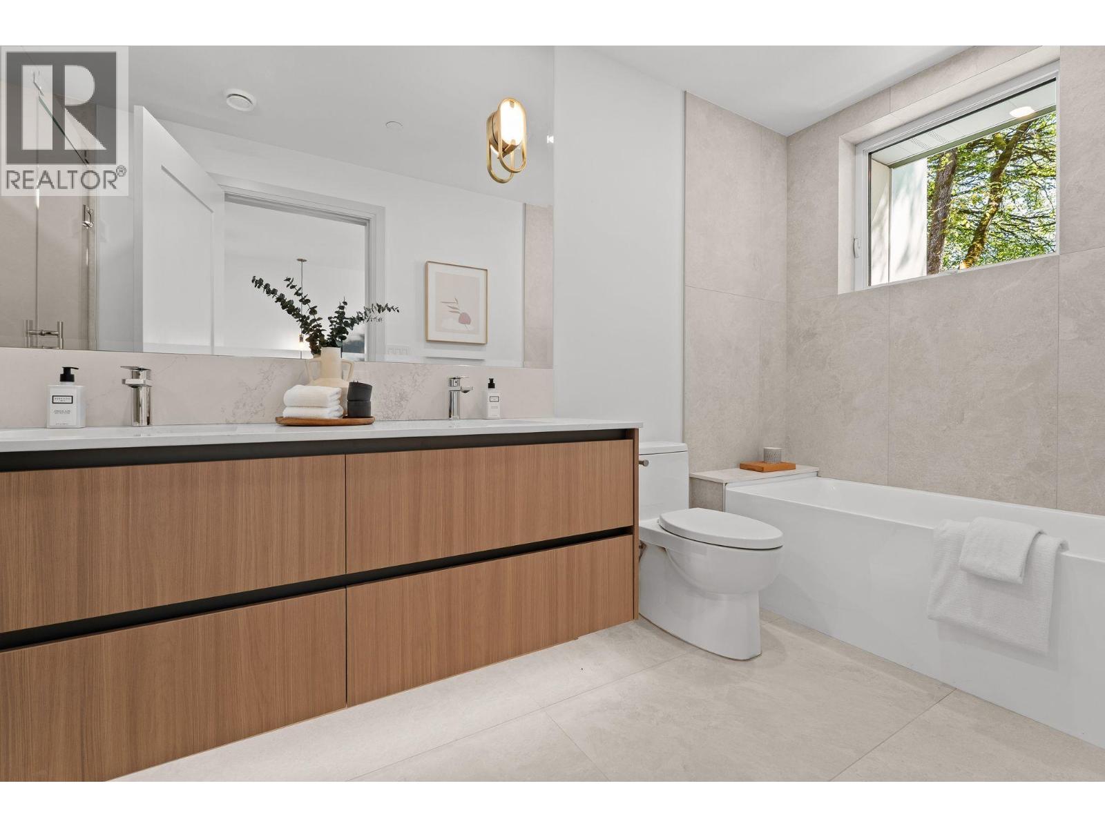 3 1491 Devonshire Crescent, Vancouver, British Columbia  V6H 2G5 - Photo 35 - R3156964