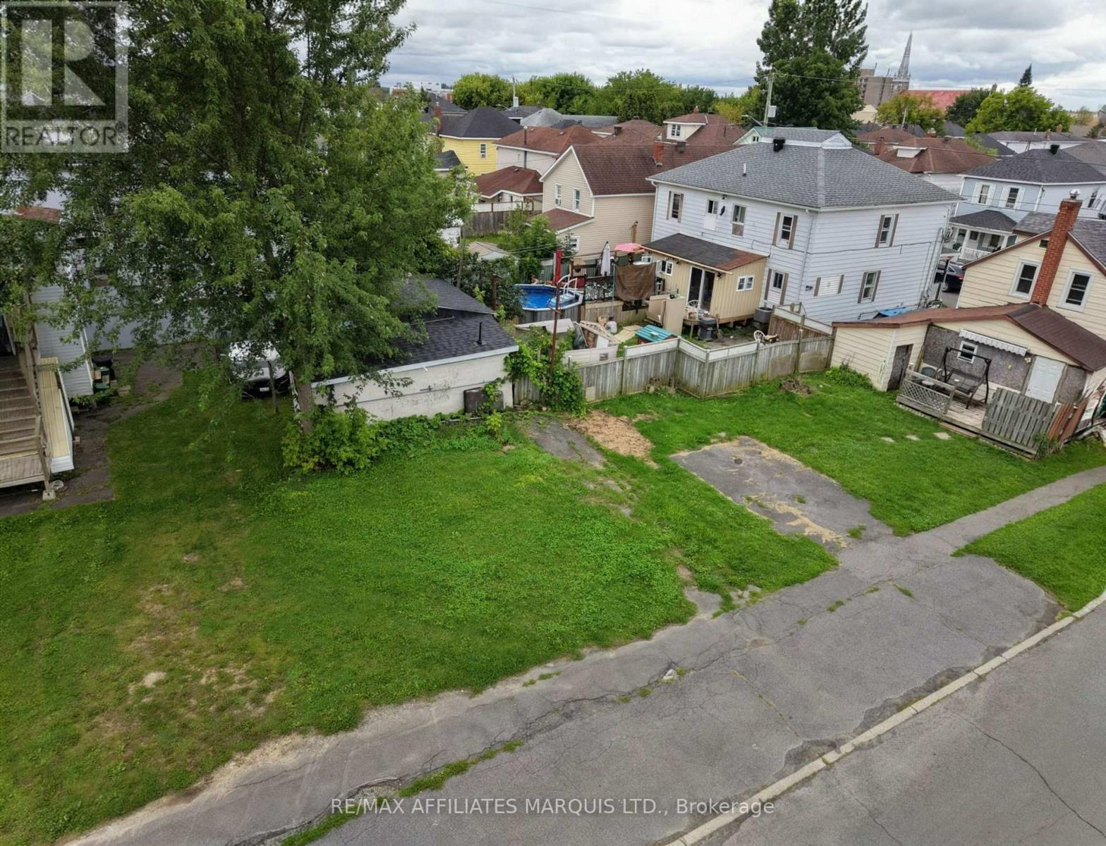 829 First Street E, Cornwall, Ontario  K6H 1M9 - Photo 1 - X13689442