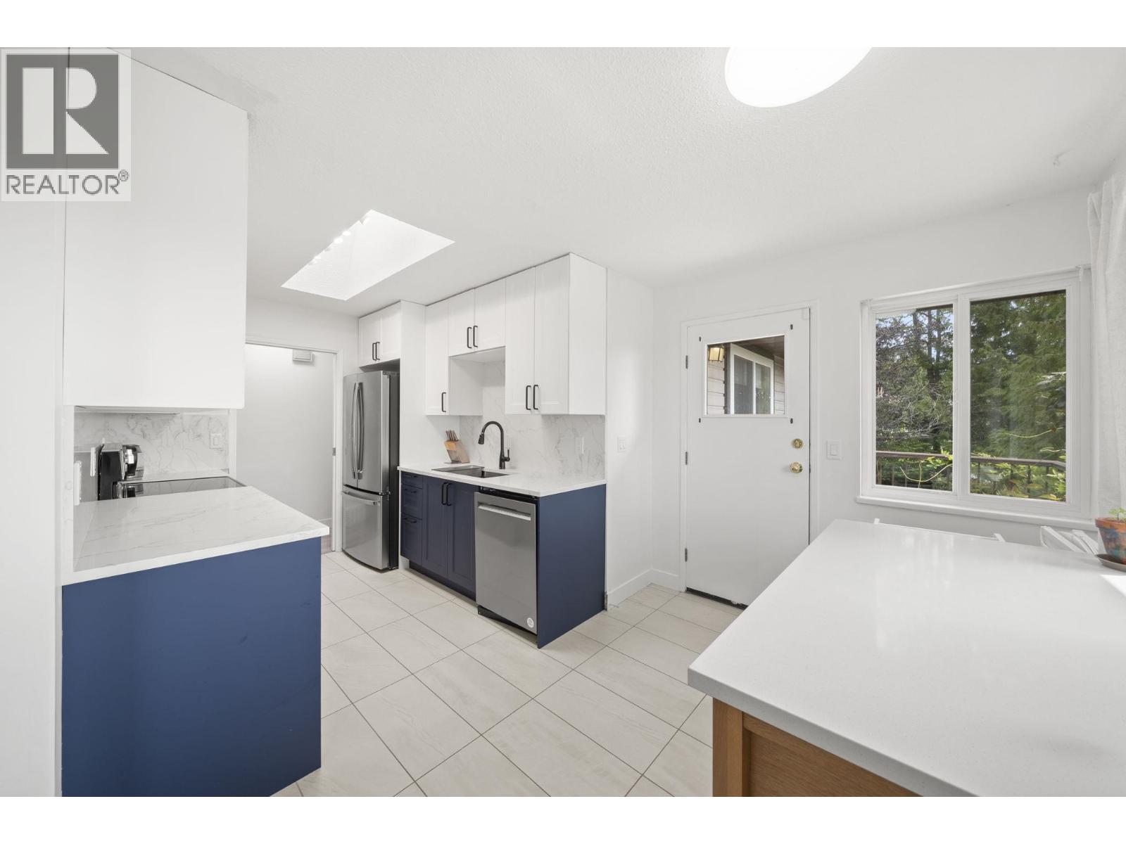 17 Campion Court, Port Moody, British Columbia  V3H 4A9 - Photo 15 - R3156966