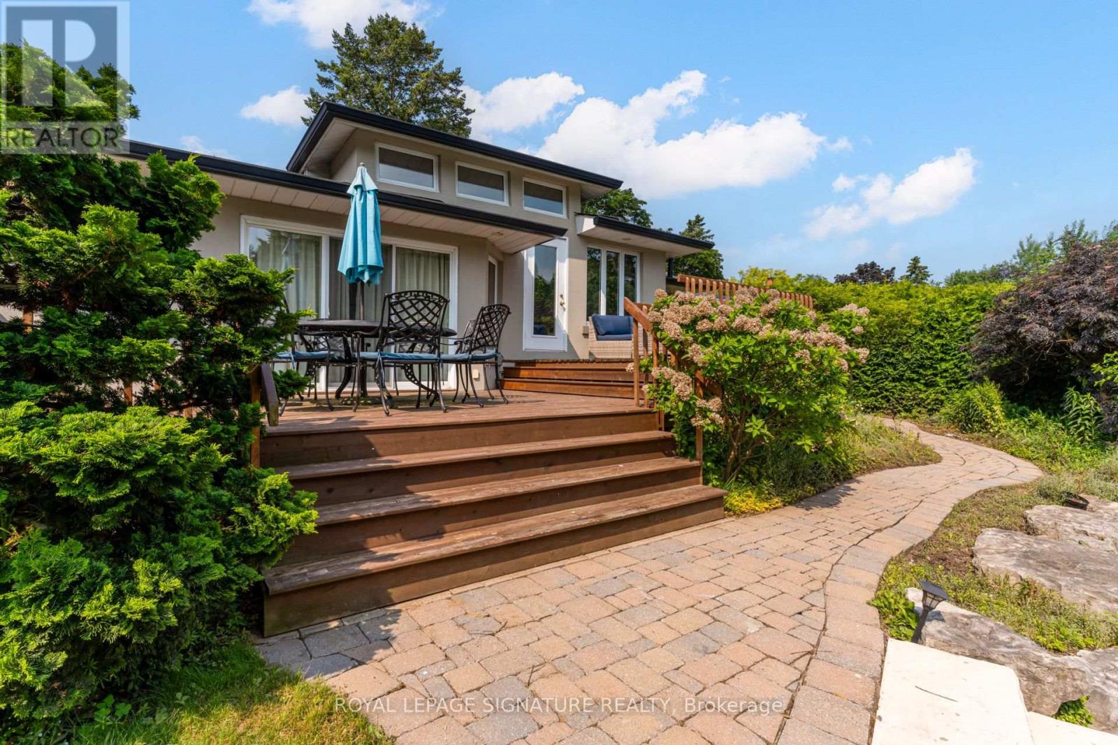 383 Maplehurst Avenue, Oakville (Br Bronte), Ontario  L6L 4Y3 - Photo 29 - W13689488