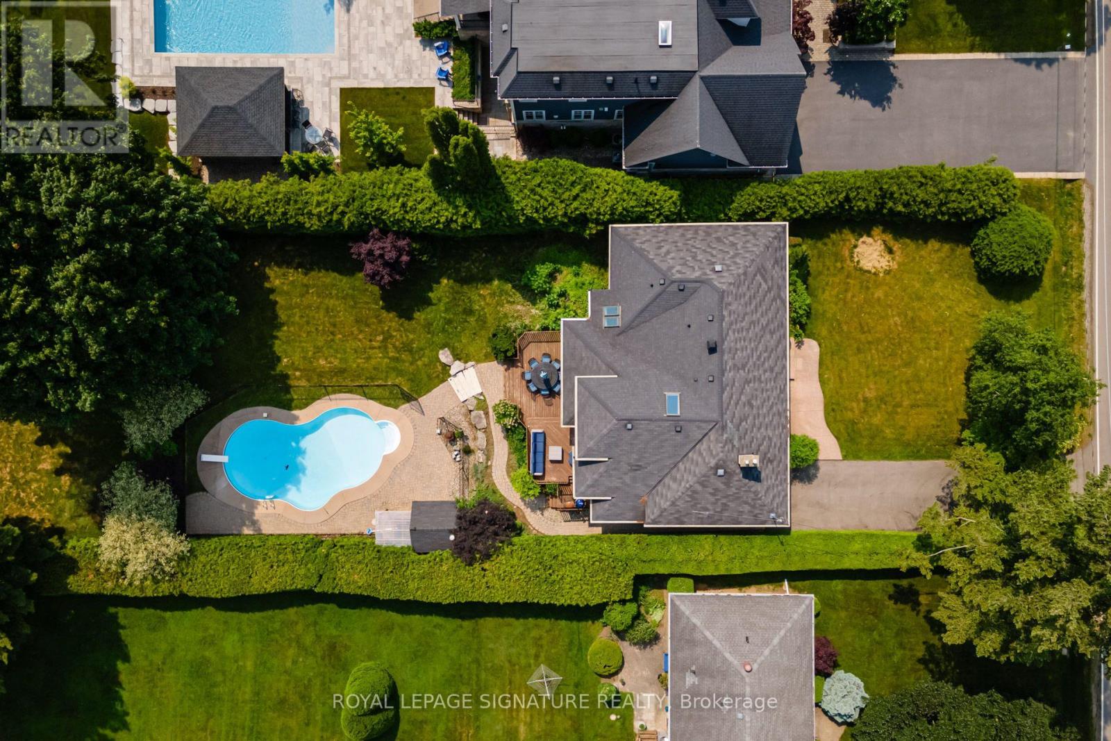 383 Maplehurst Avenue, Oakville (Br Bronte), Ontario  L6L 4Y3 - Photo 8 - W13689488