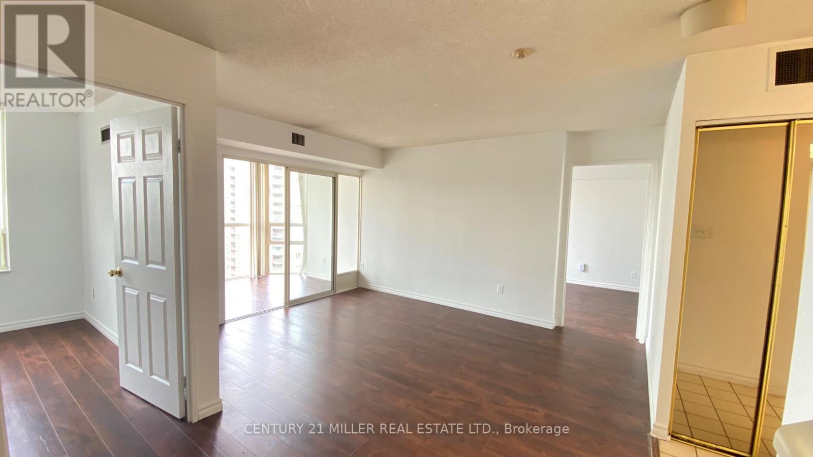 1702 - 285 Enfield Place, Mississauga (City Centre), Ontario  L5B 3Y6 - Photo 13 - W13689508
