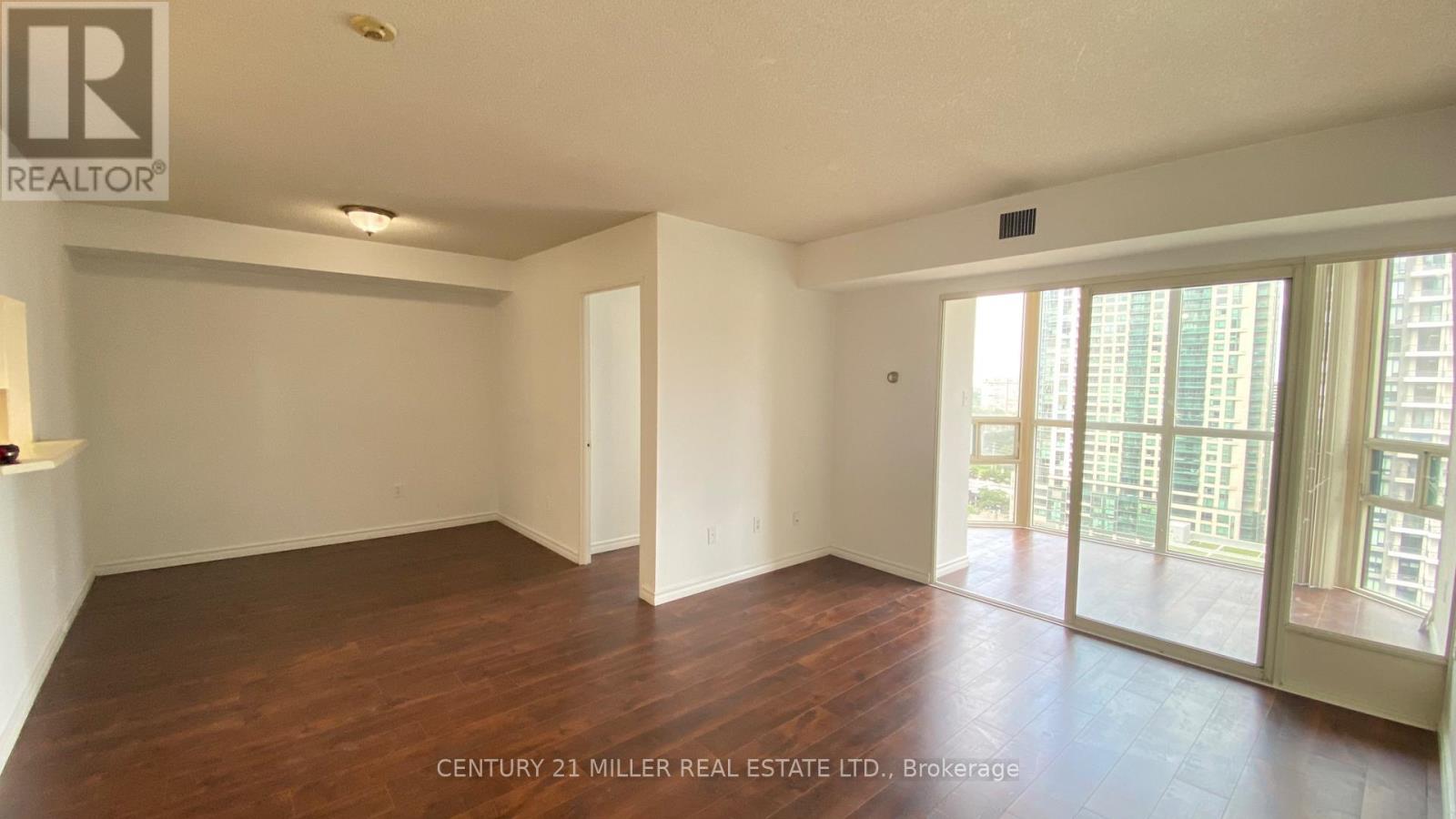 1702 - 285 Enfield Place, Mississauga (City Centre), Ontario  L5B 3Y6 - Photo 14 - W13689508