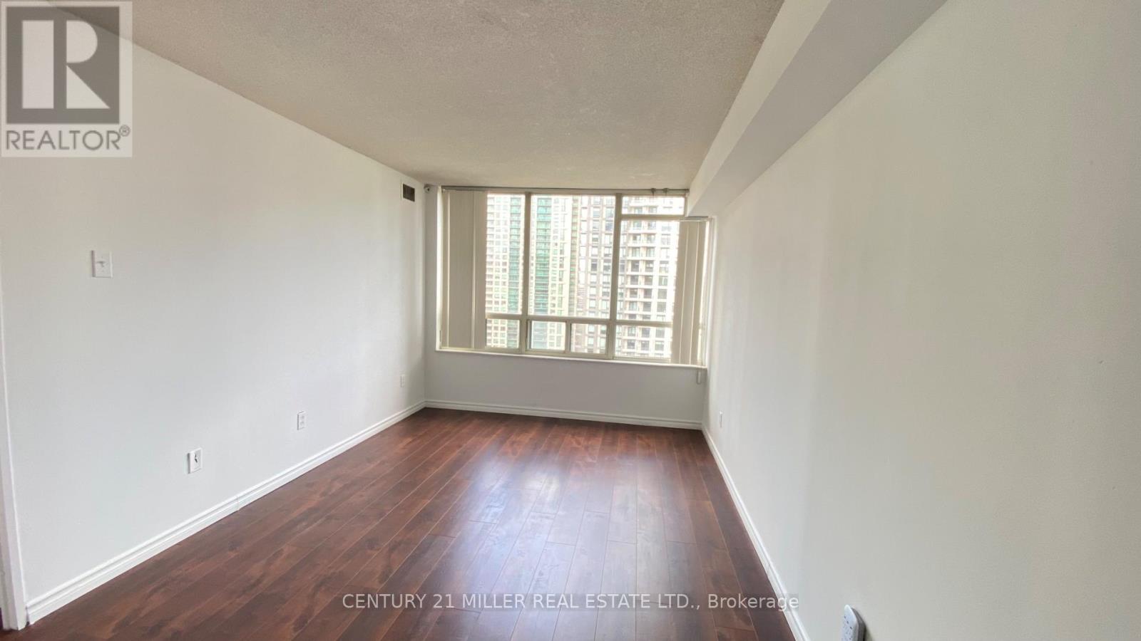 1702 - 285 Enfield Place, Mississauga (City Centre), Ontario  L5B 3Y6 - Photo 15 - W13689508