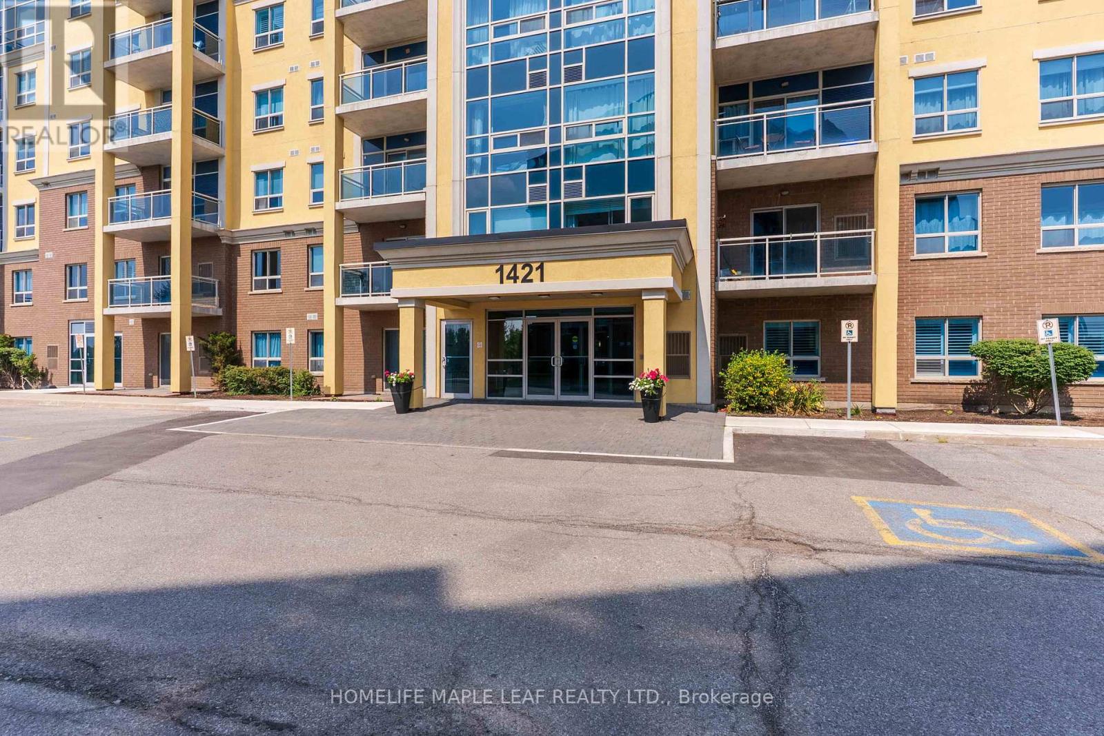 307 - 1421 Costigan Road, Milton (Cl Clarke), Ontario  L9T 2N4 - Photo 4 - W13689518