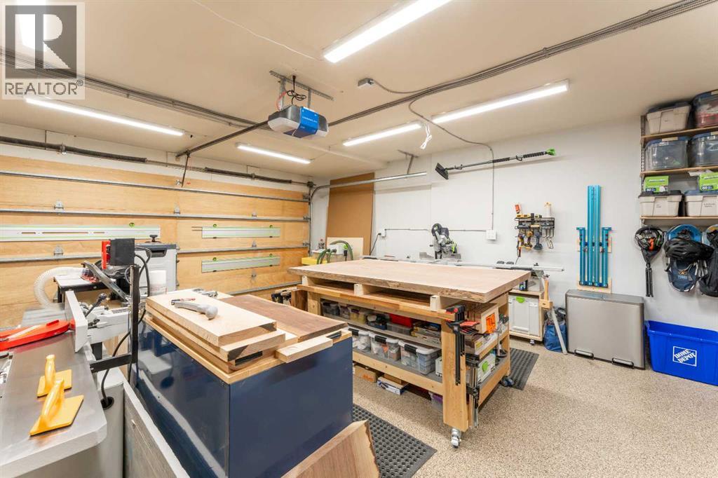 183 Hubman Landing, Canmore, Alberta T1W 3L3 - Photo 32 - A2316850